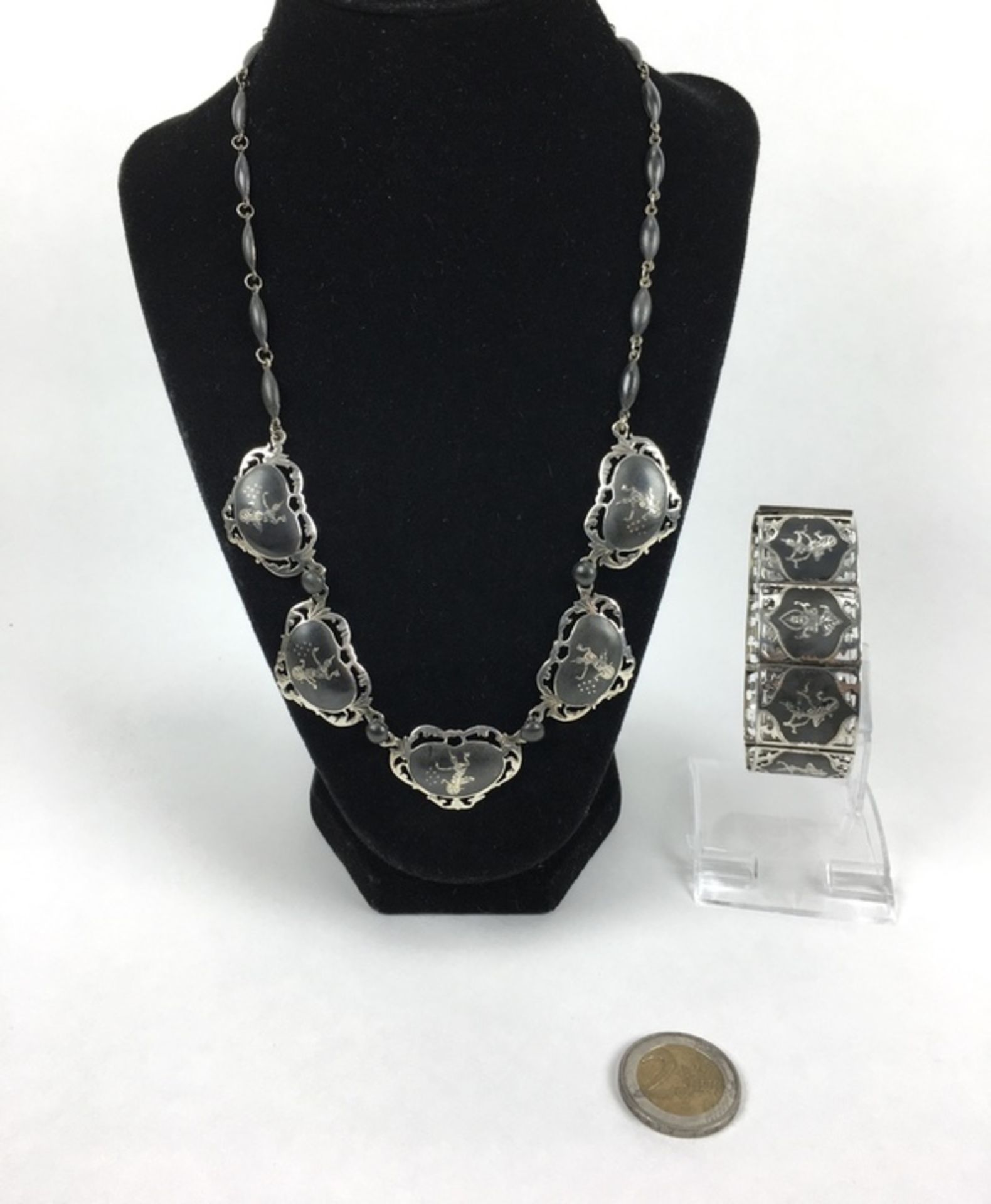 (Zilver) Zilver, armband en halskettingZilver, armband en halsketting. Midden 20e eeuw, Siam (T - Bild 7 aus 7
