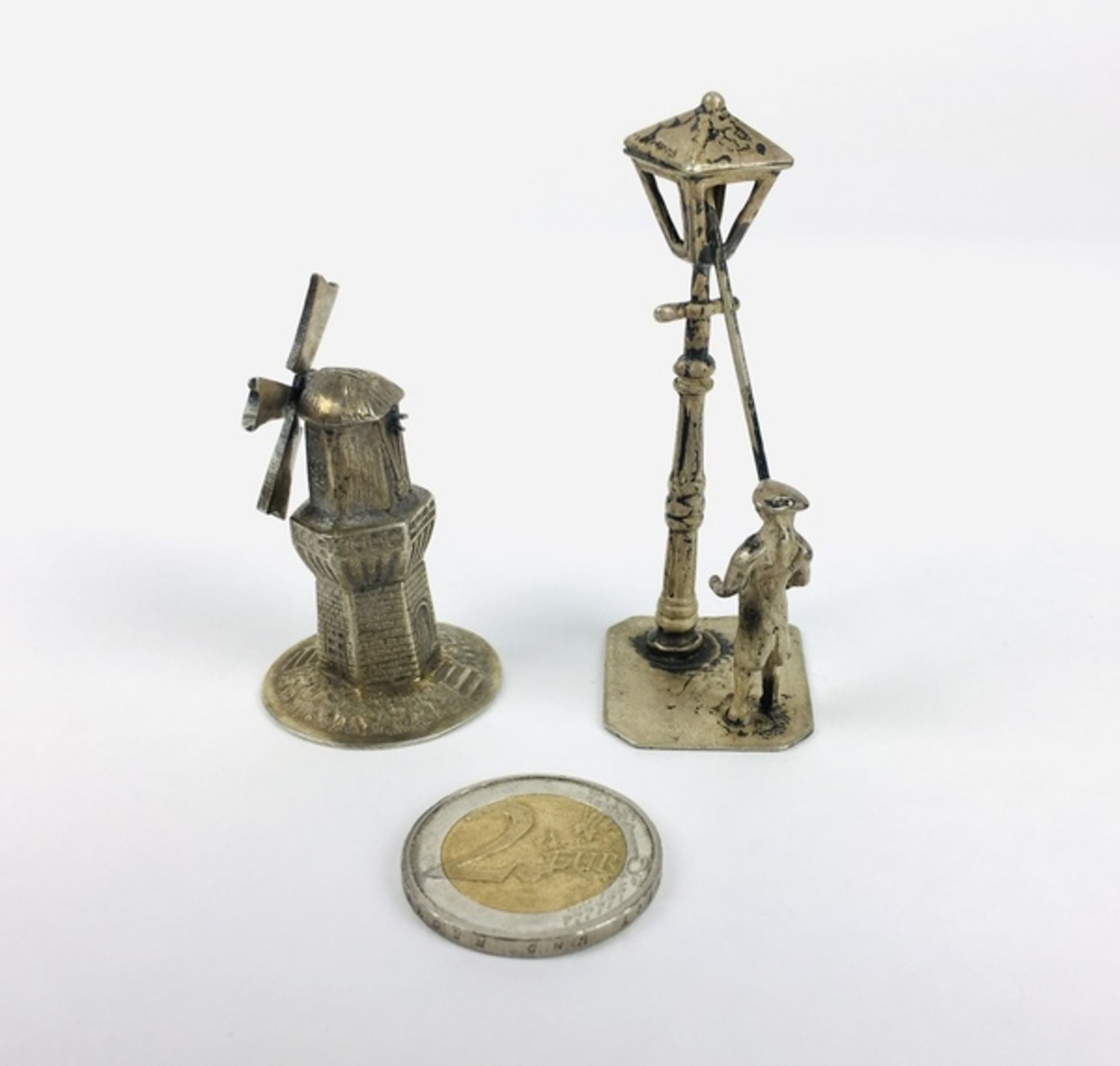 (Zilver) Miniatuur molen en gaslamp aanstekerZilveren miniaturen van een molen en een gaslamp a - Bild 2 aus 5