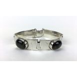 (Zilver) Armband met tijgeroogZilveren dames armband ingelegd met tijgeroog. Conditie: In goede