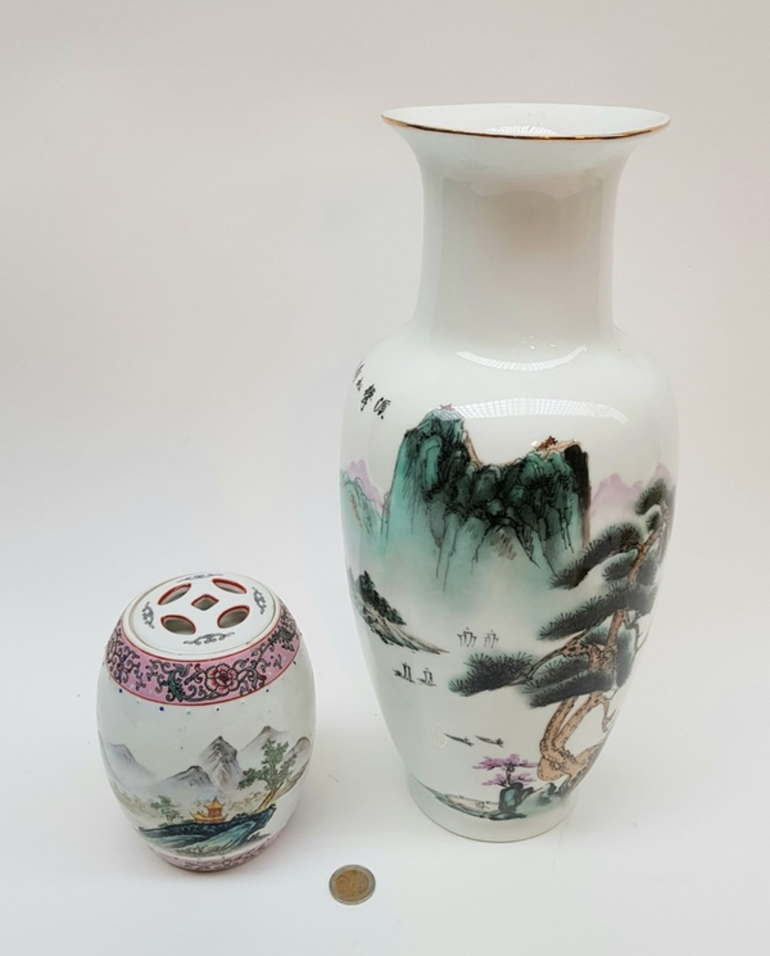 (Aziatica) Vaas en wierook pot, ChinaVaas en wierook pot, China, tweede helft 20e eeuw. Conditi - Bild 2 aus 12