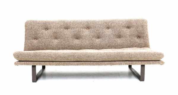 Kho Liang Ie (1927-1975)A brown upholstered sofa, model C684, the metal frame lacquered in brown, - Image 2 of 5