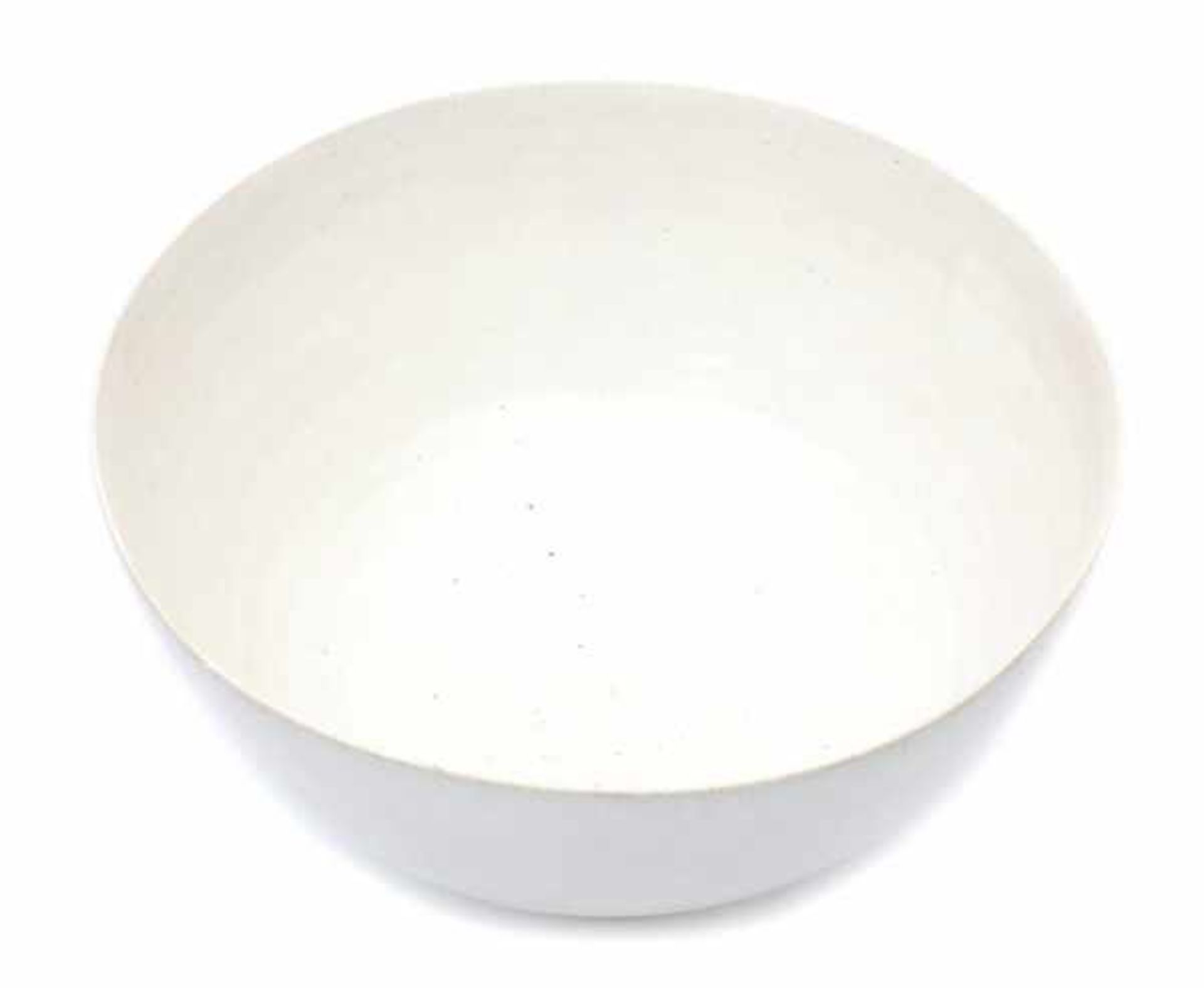 Lucie Rie (1902-1995)A white glazed stoneware bowl with unglazed base rim, with impressed artist's - Bild 2 aus 3