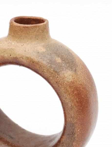 Japanese School, 20th CenturyA ring shaped, brown glazed stoneware Ikebana vase, marked underneath - Image 2 of 3