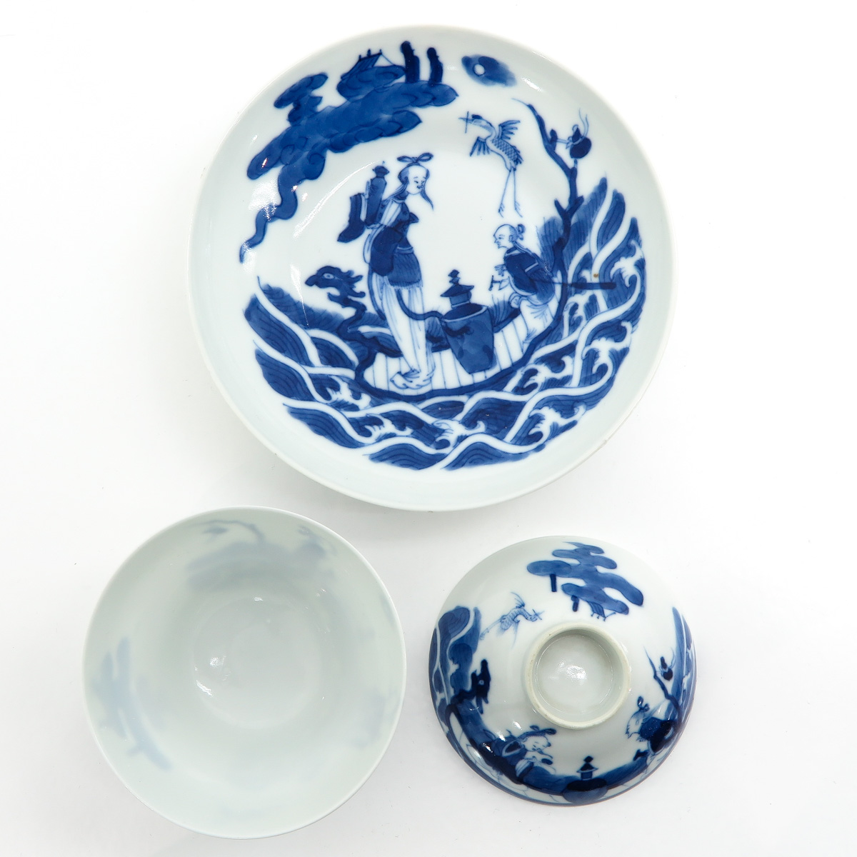 A Chinese Covered Cup and Saucer - Image 5 of 8