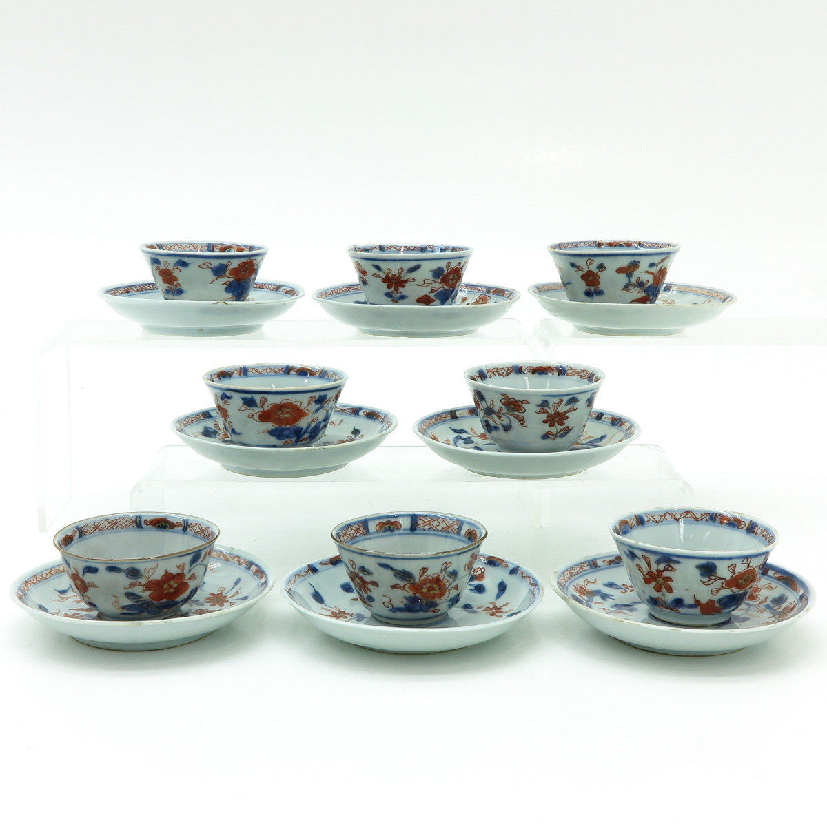 Eight Chinese Imari Cups and Saucers - Image 3 of 8