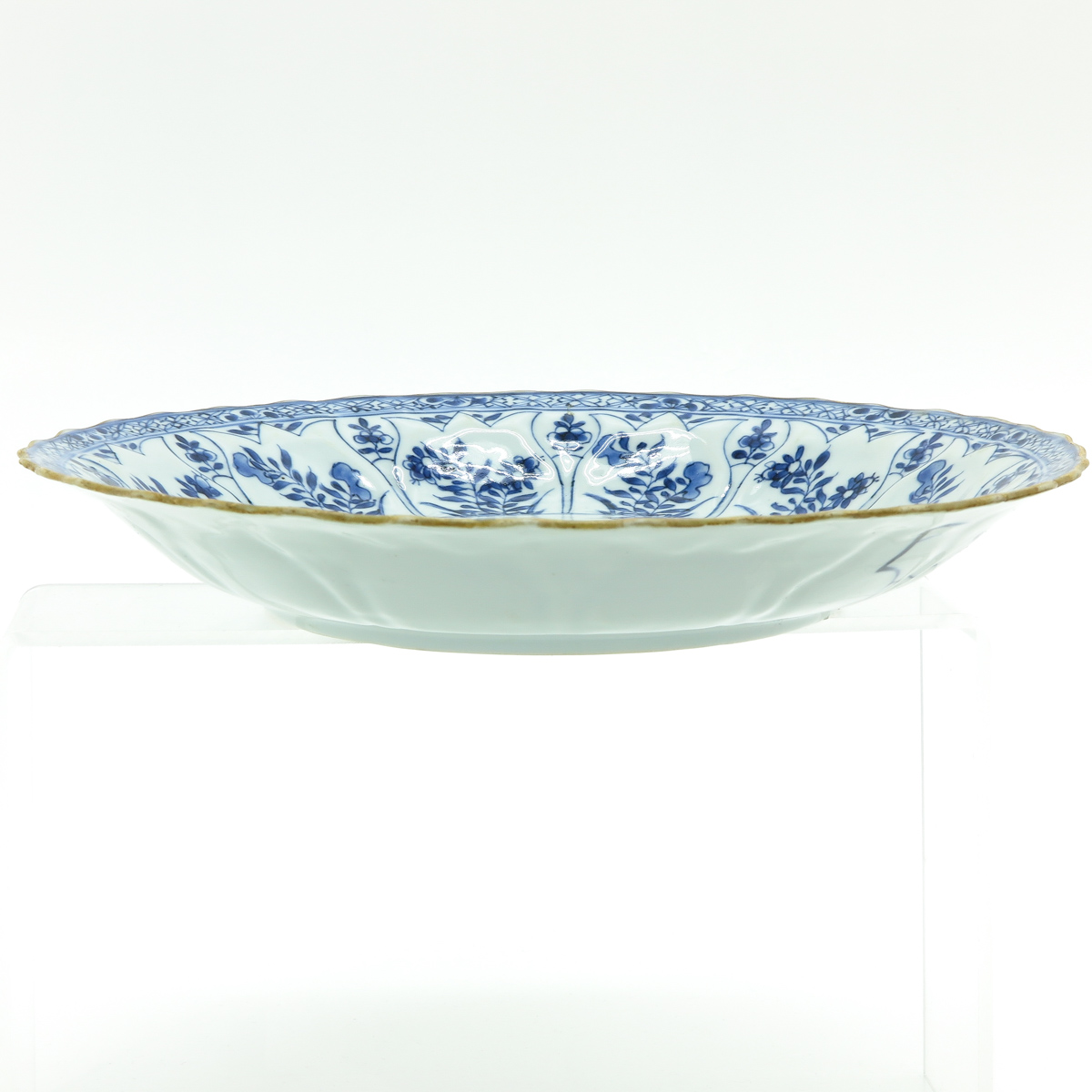 A Chinese Blue and White Plate - Image 5 of 5