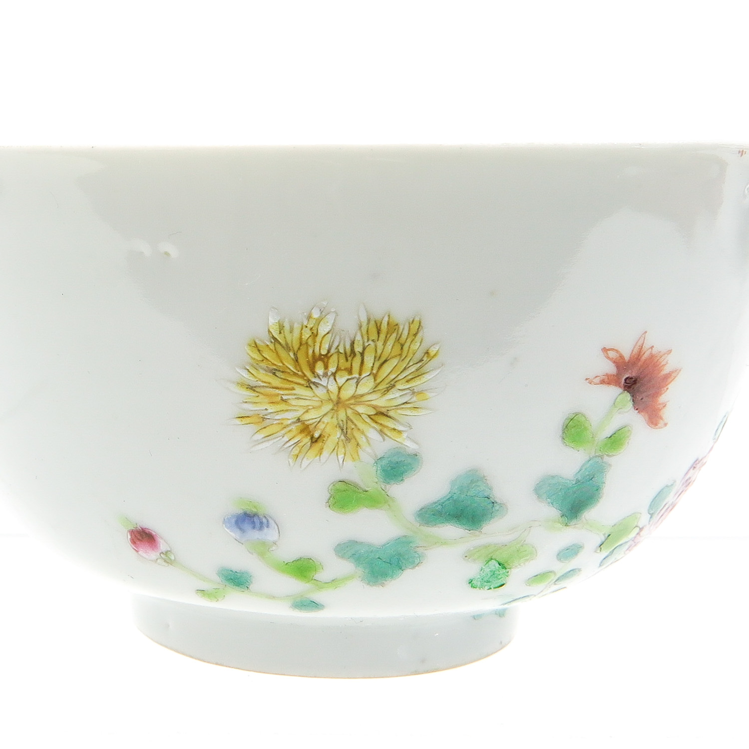 A Pair of Famille Rose Bowls - Image 10 of 10