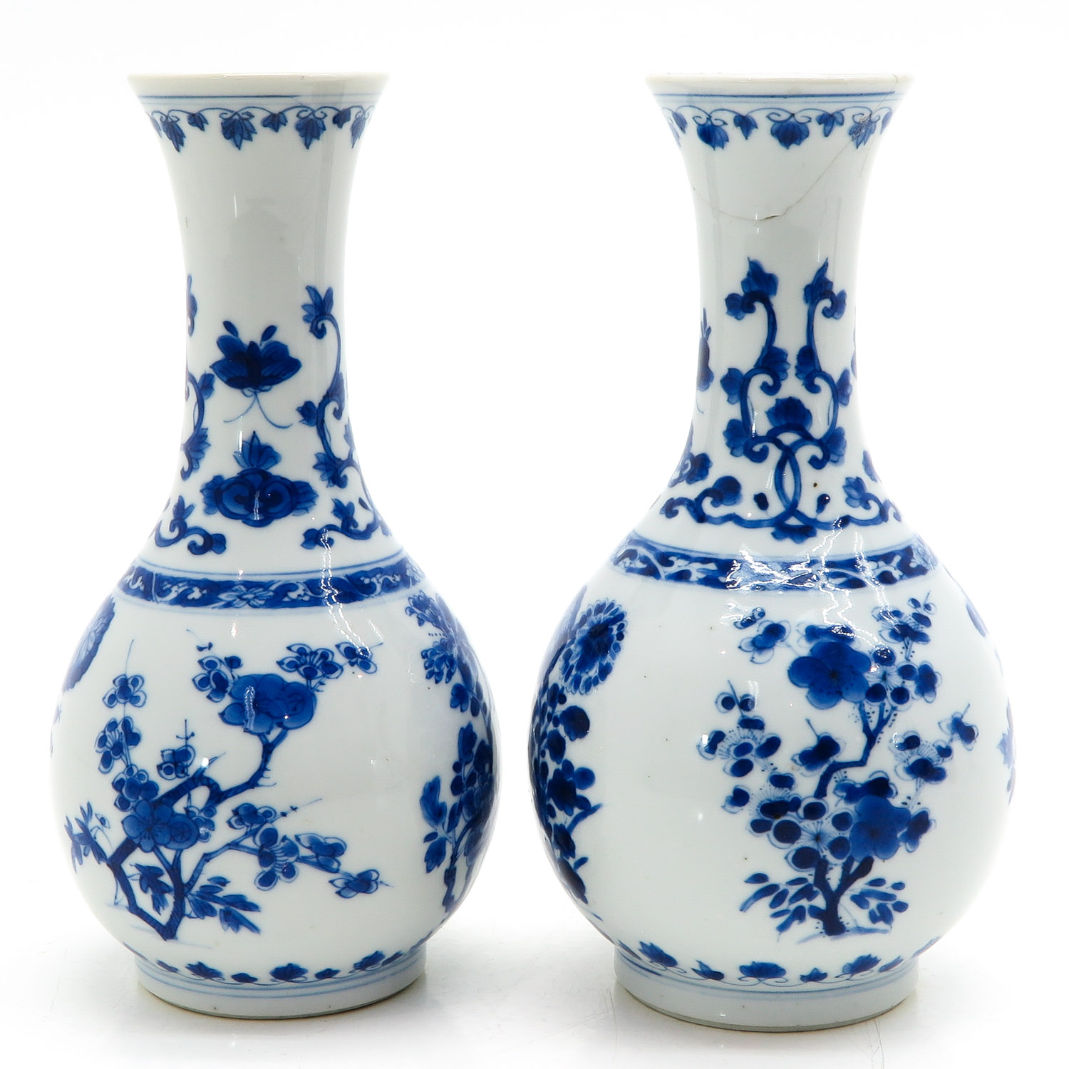 A Pair of Blue and White Vases - Bild 2 aus 8