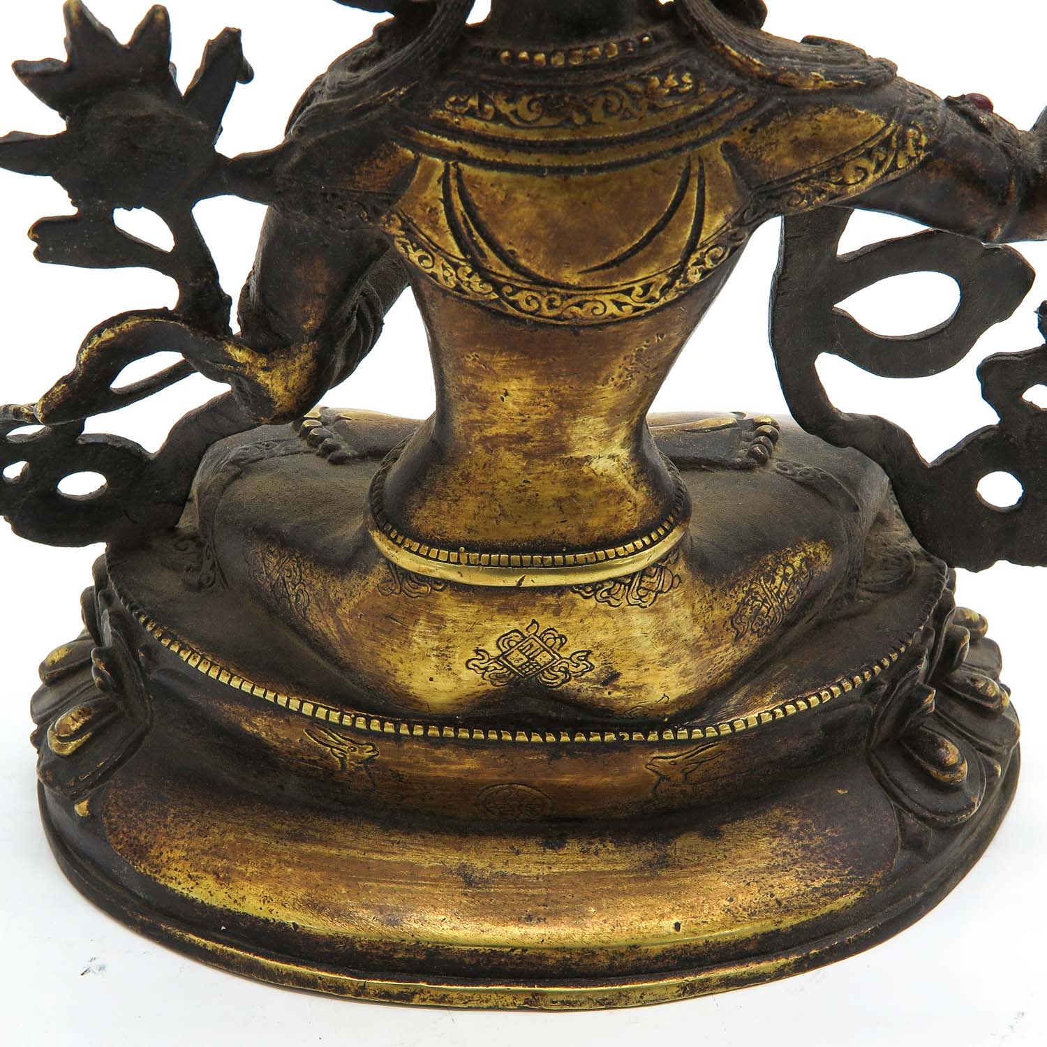 A Bronze Buddha Sculpture - Image 9 of 10