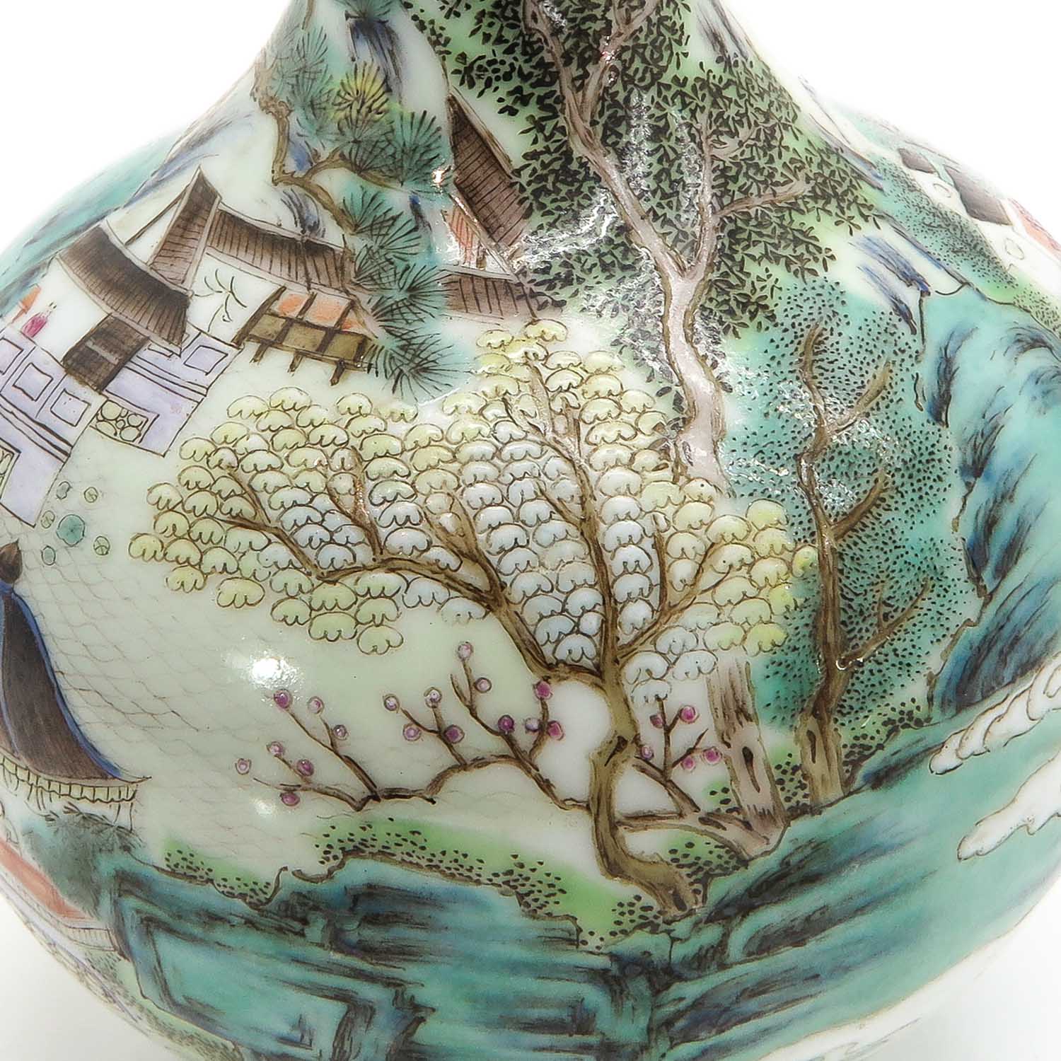 A Famille Verte Decor Garlic Neck Vase - Image 9 of 10