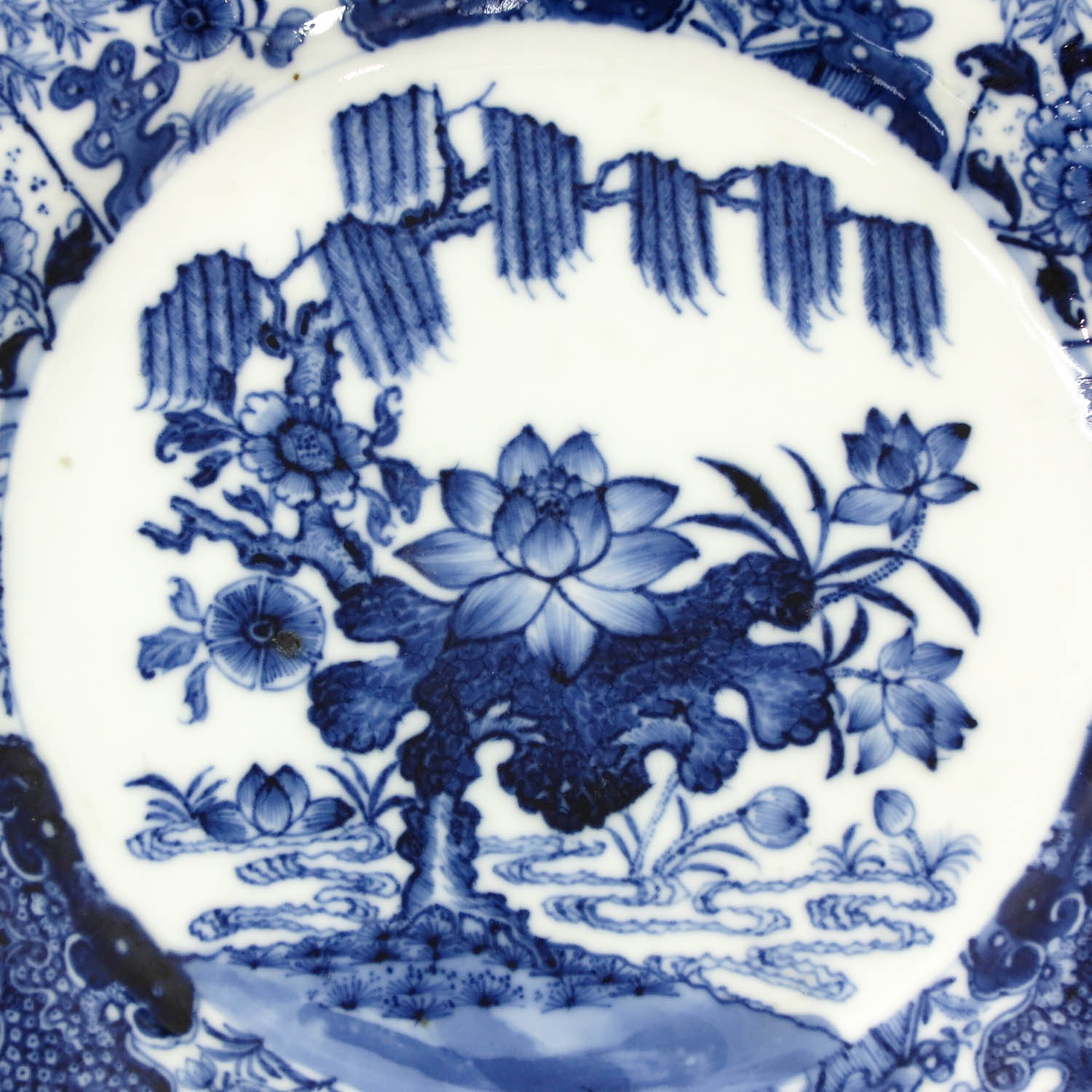 A Series of Six Blue and White Plates - Image 9 of 9