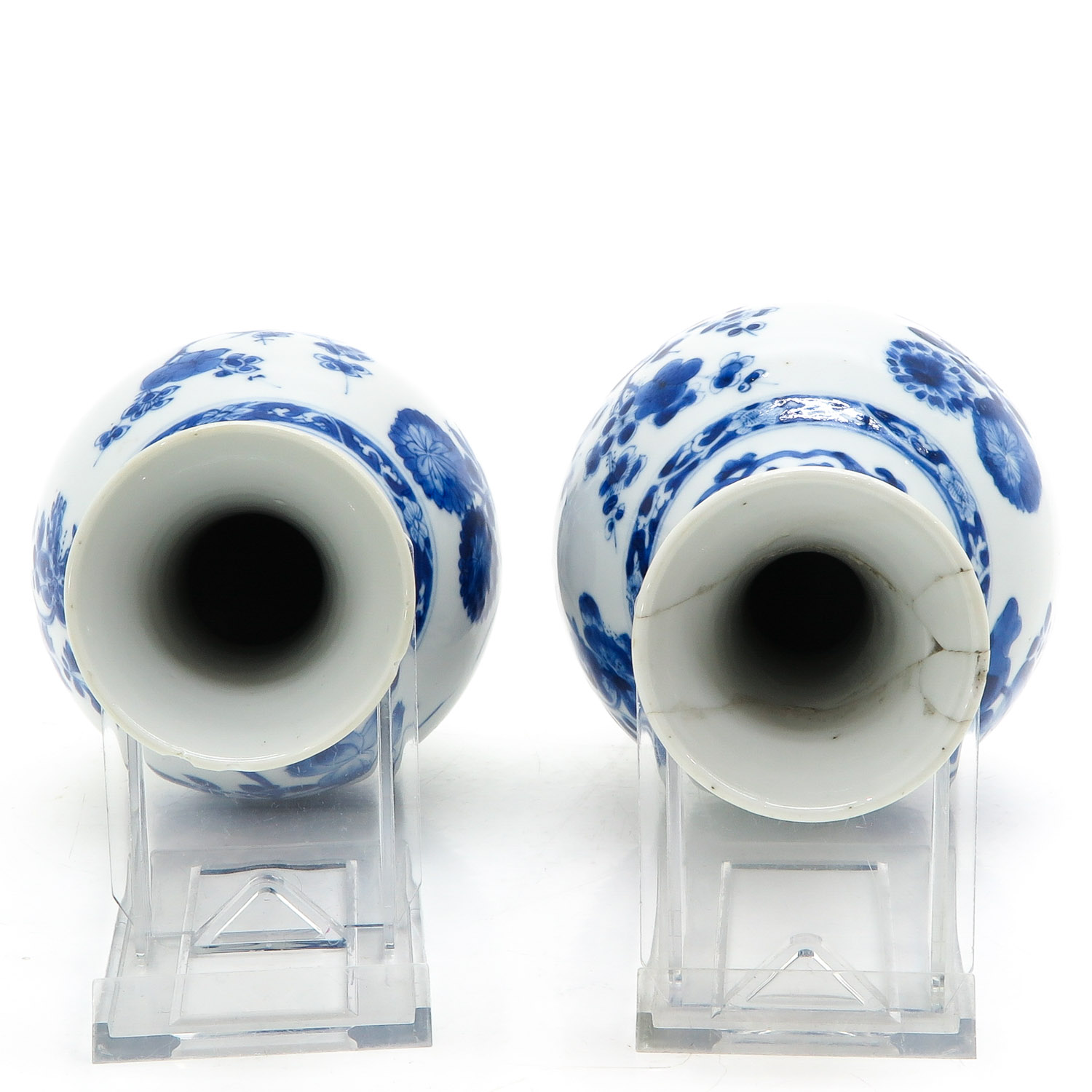 A Pair of Blue and White Vases - Bild 5 aus 8