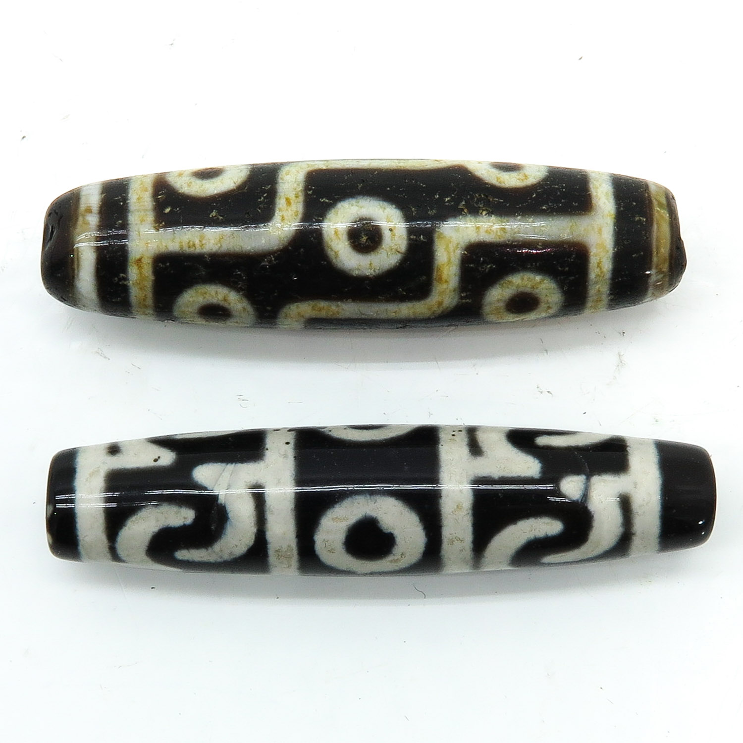 Two Dzi Dzi Beads - Image 2 of 6