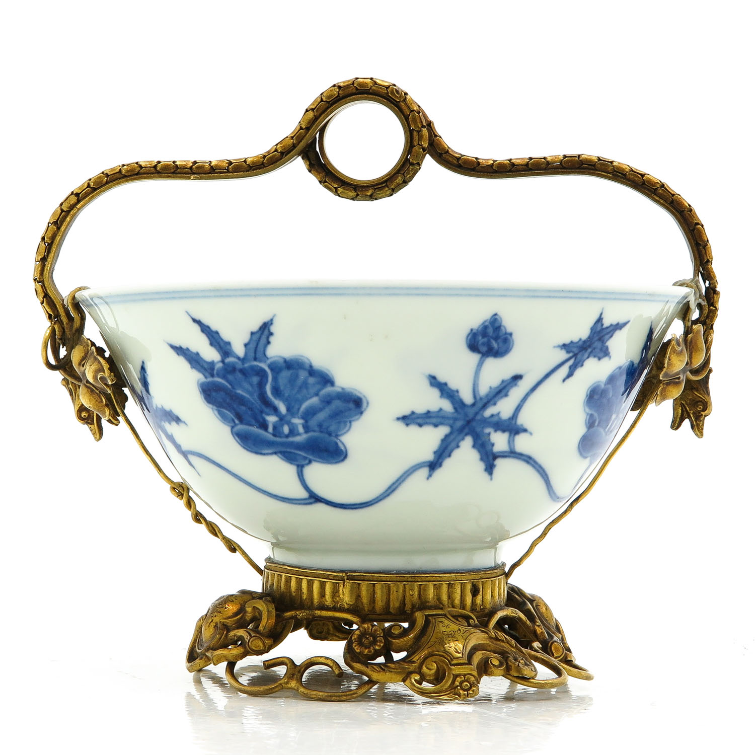 A Blue and White Serving Bowl - Image 3 of 10