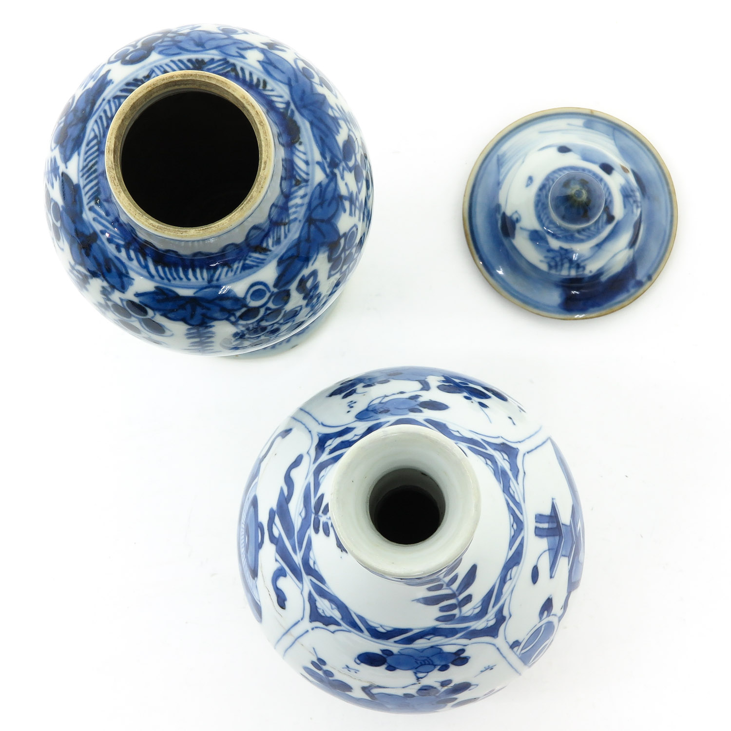 Two Blue and White Vases - Image 5 of 10