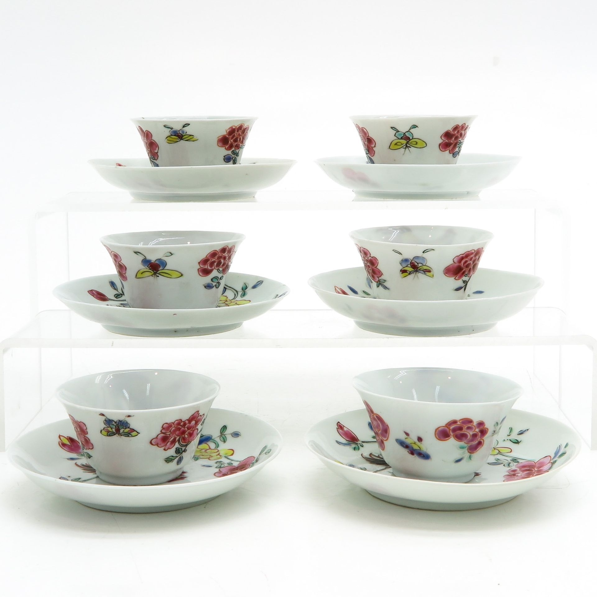 Six Famille Rose Cups and Saucers - Bild 3 aus 10