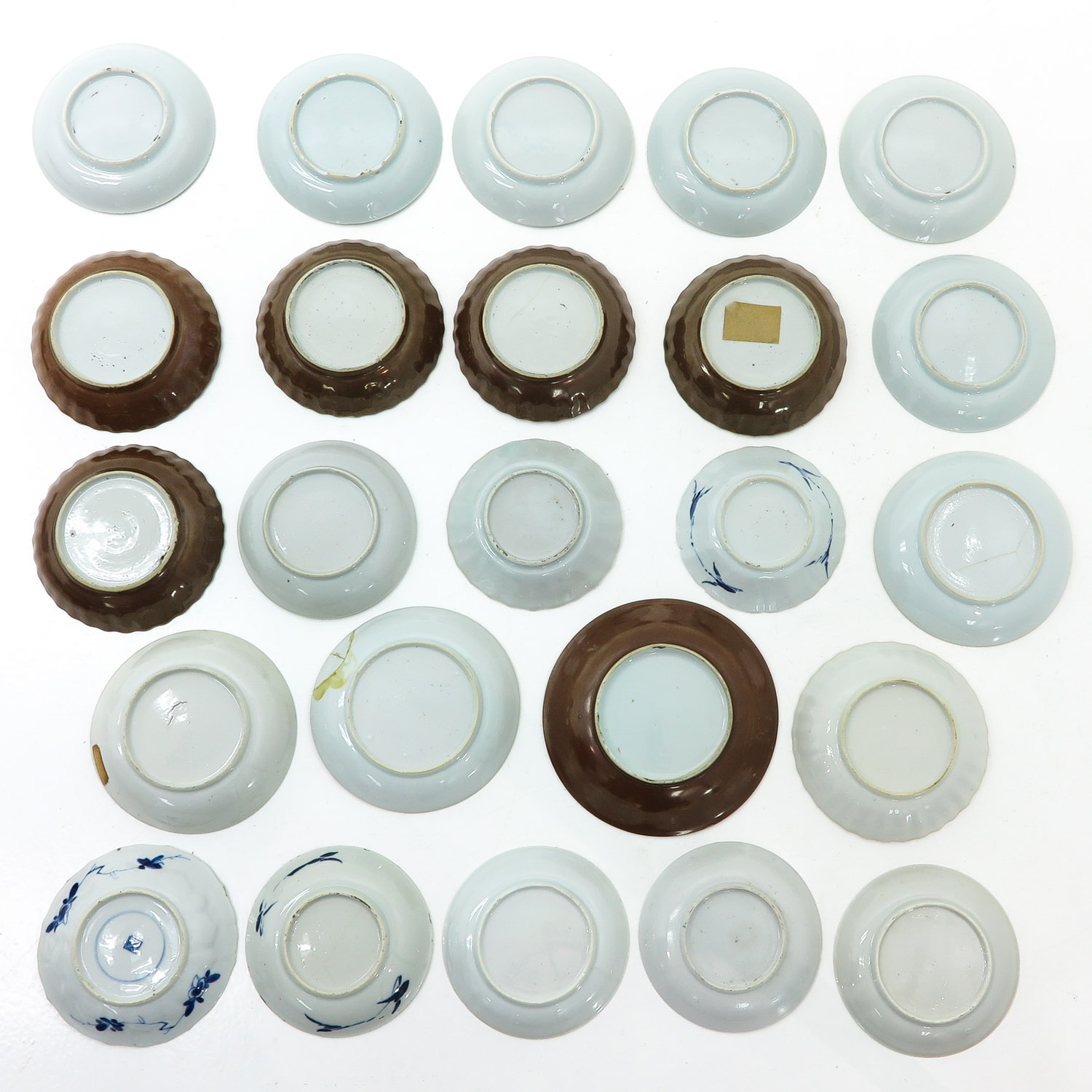 A Collection of Cups and Saucers - Image 6 of 10