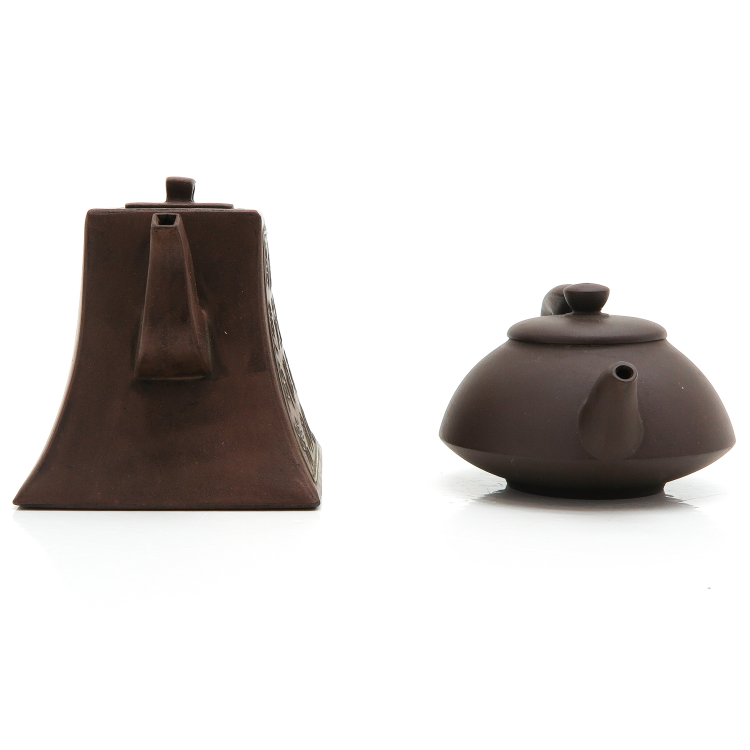 Two Yixing Teapots - Image 4 of 10