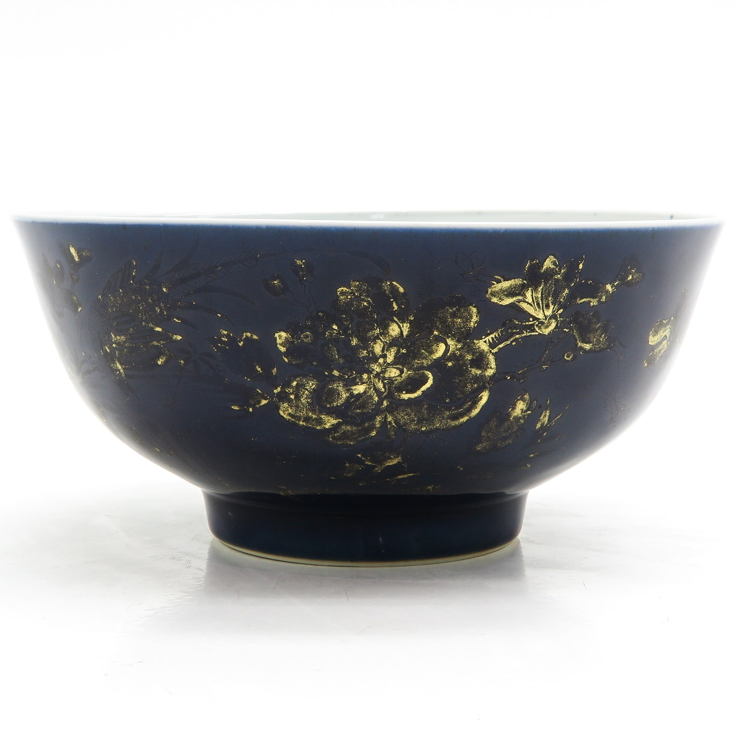 A Serving Bowl - Image 3 of 8