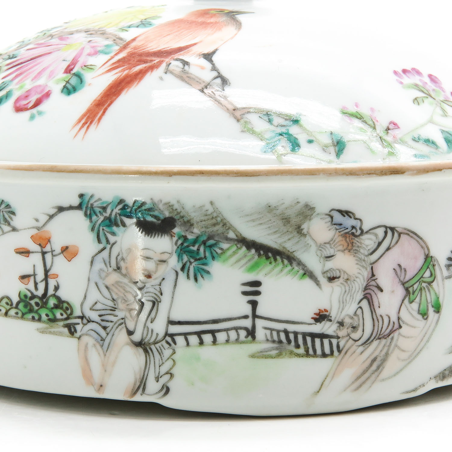 A Serving Dish with Cover - Image 7 of 9