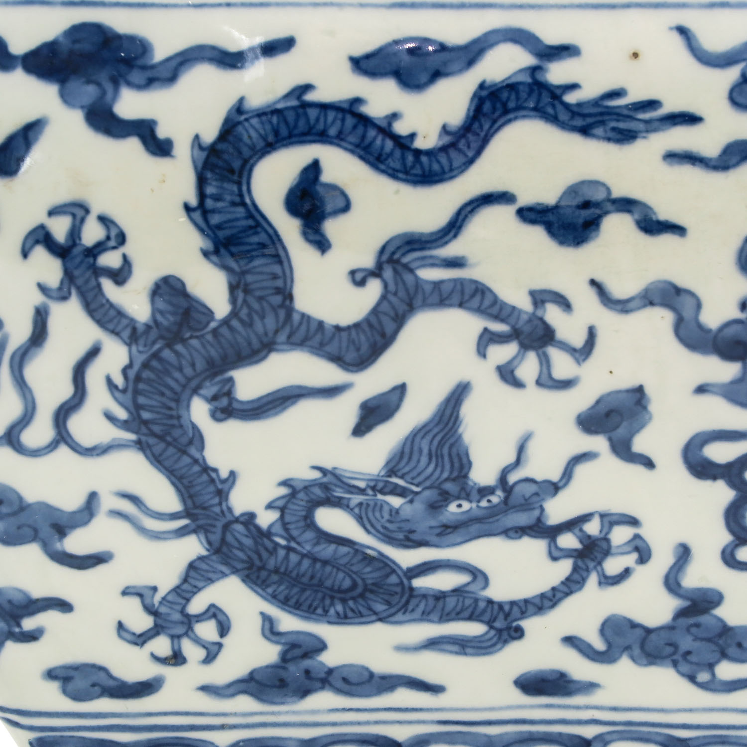 A Blue and White Chinese Vase - Image 10 of 10