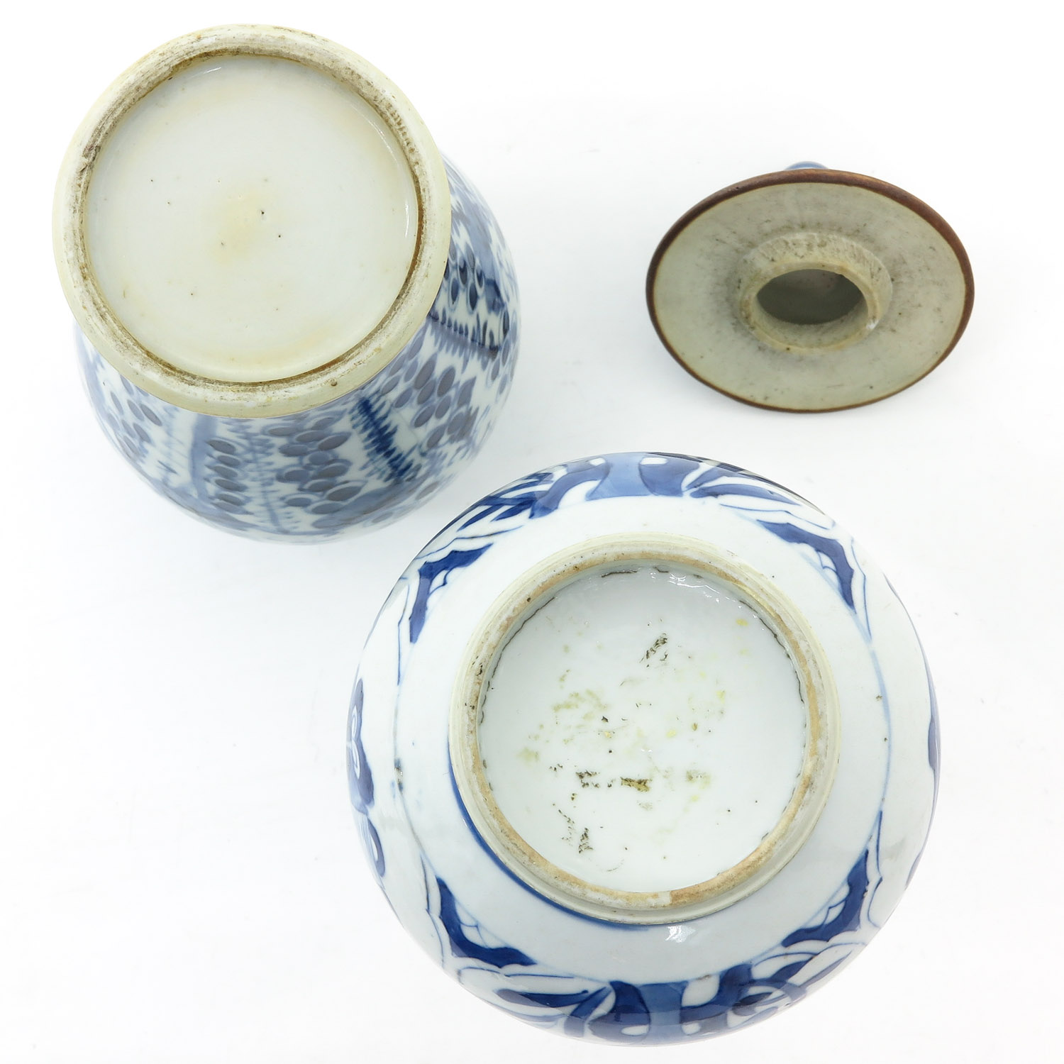 Two Blue and White Vases - Image 6 of 10