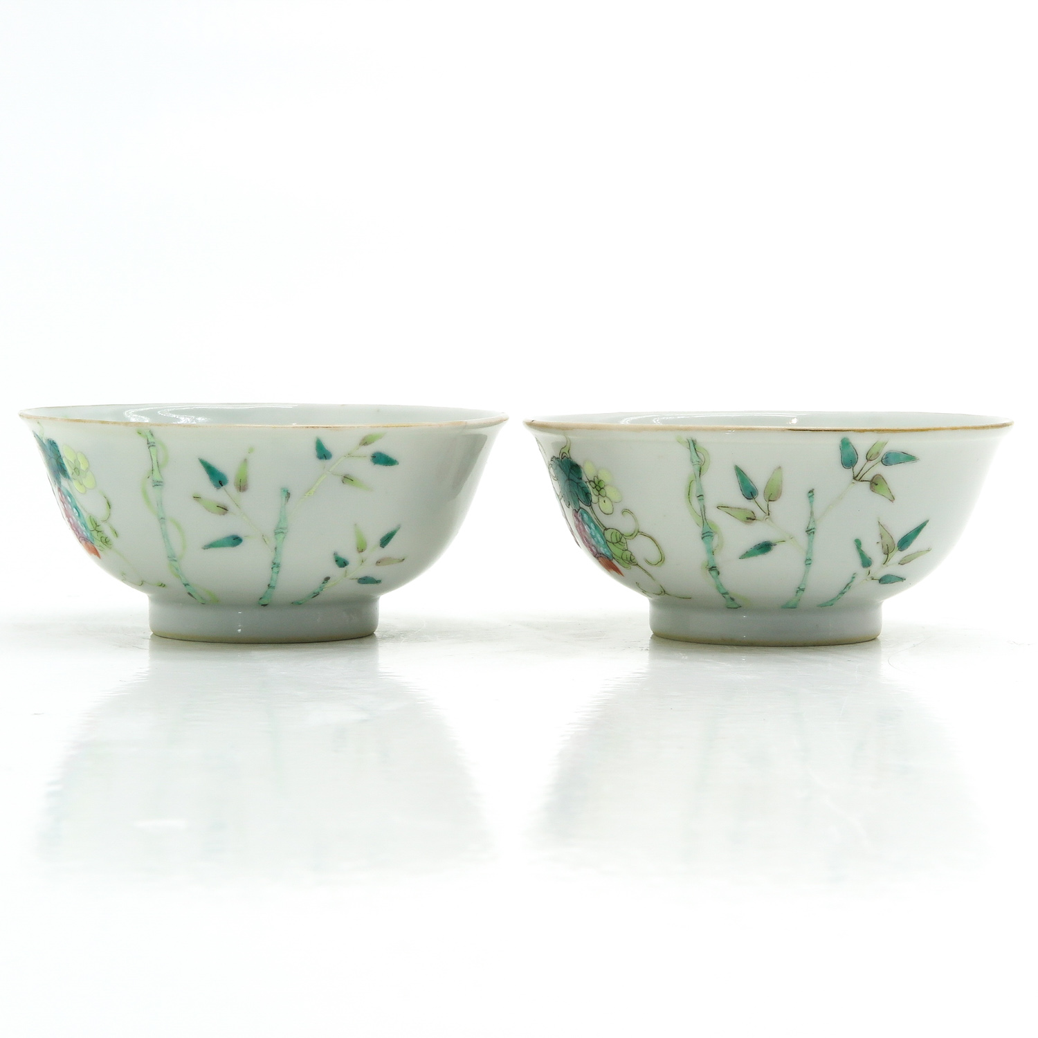 Two Famille Rose Bowls - Image 2 of 9