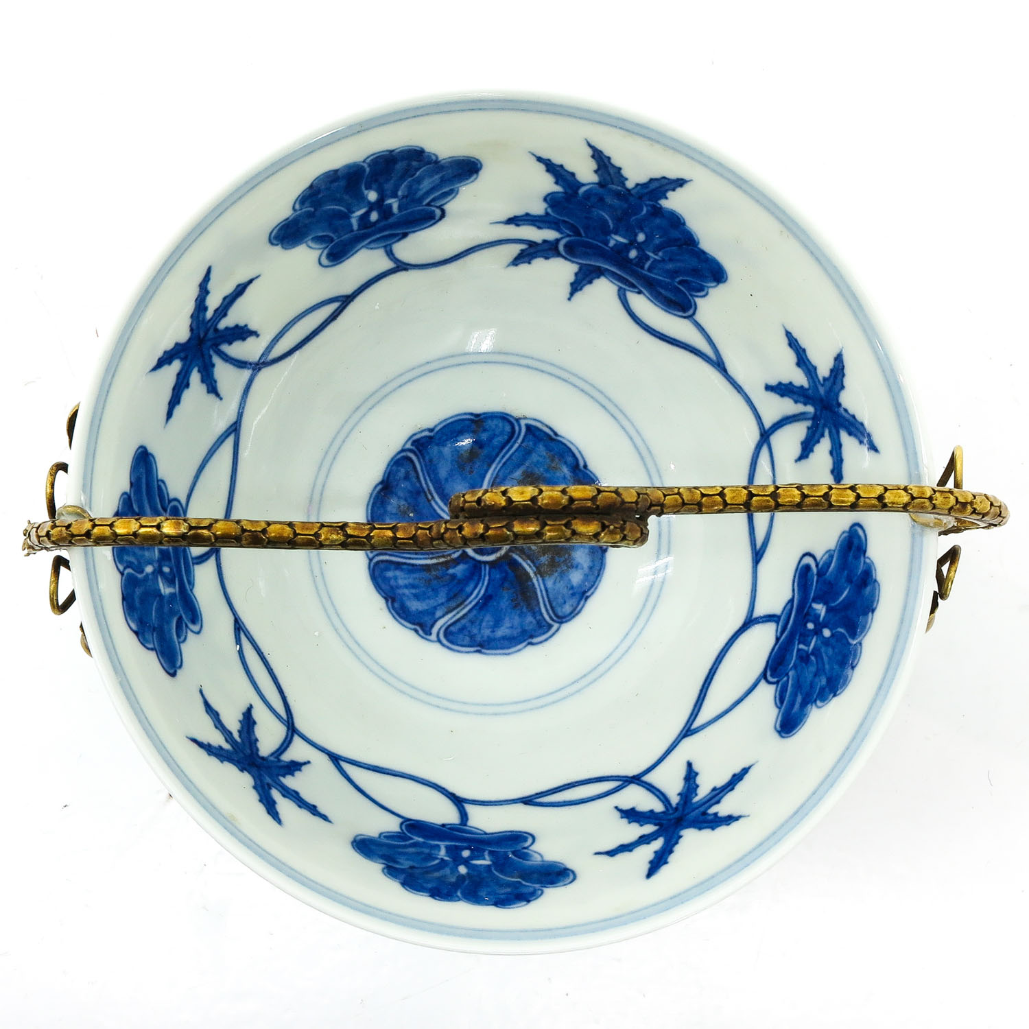 A Blue and White Serving Bowl - Image 5 of 10