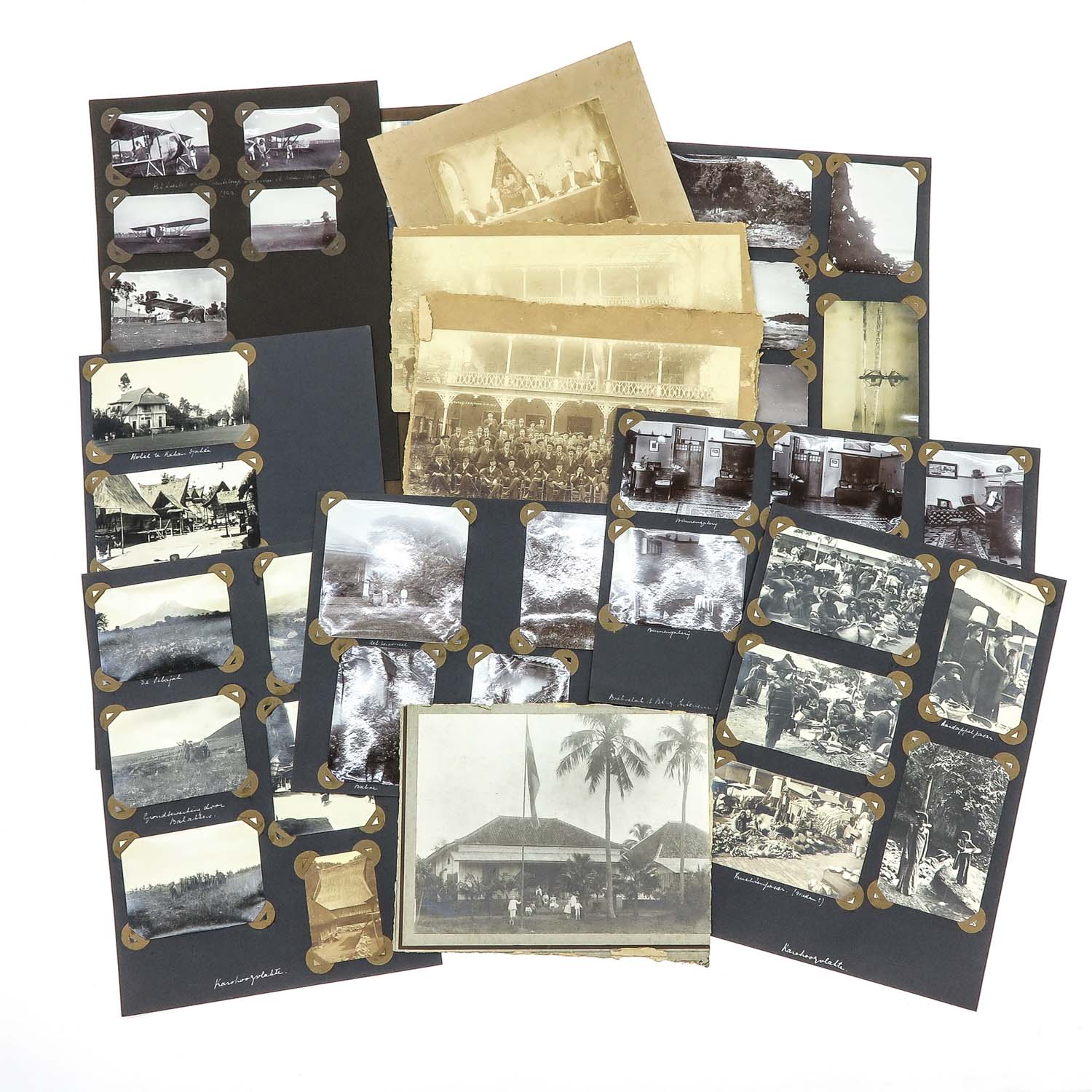 A Collection of Vintage Photographs - Bild 2 aus 10