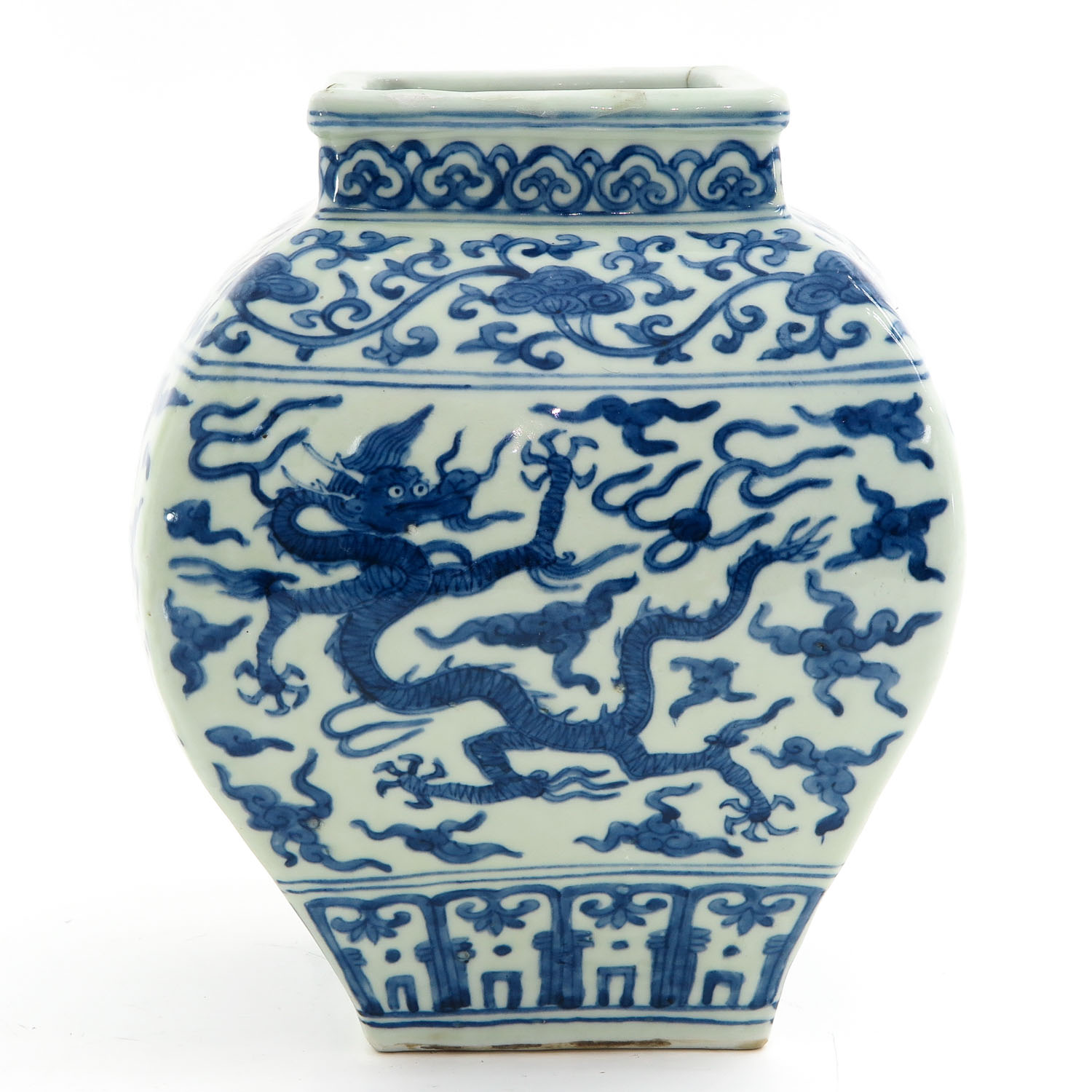 A Blue and White Chinese Vase - Image 4 of 10