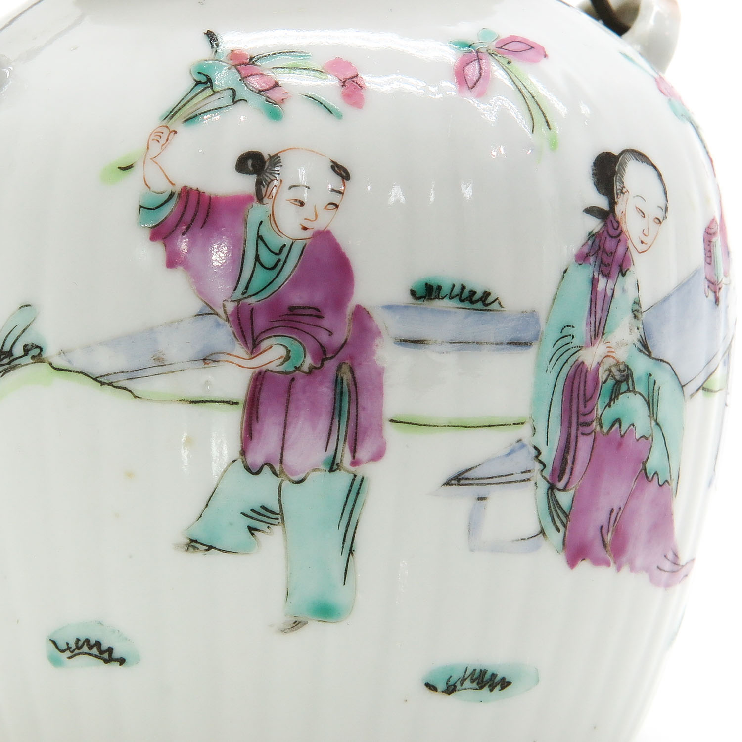 A Famille Rose Teapot - Image 7 of 10