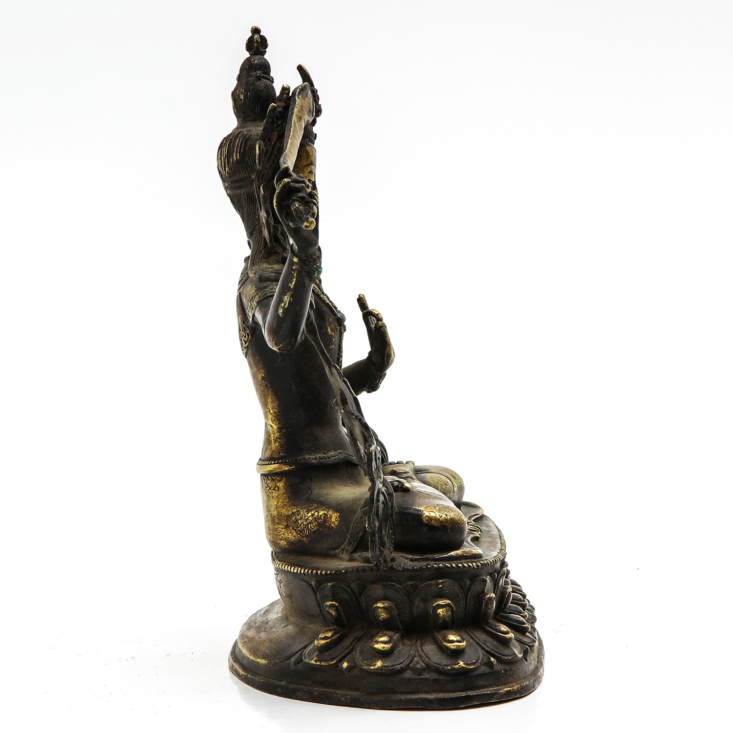 A Bronze Buddha Sculpture - Image 4 of 10