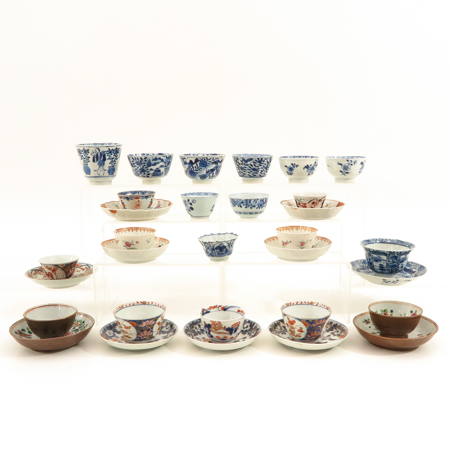 A Diverse Collection of Porcelain - Image 3 of 10