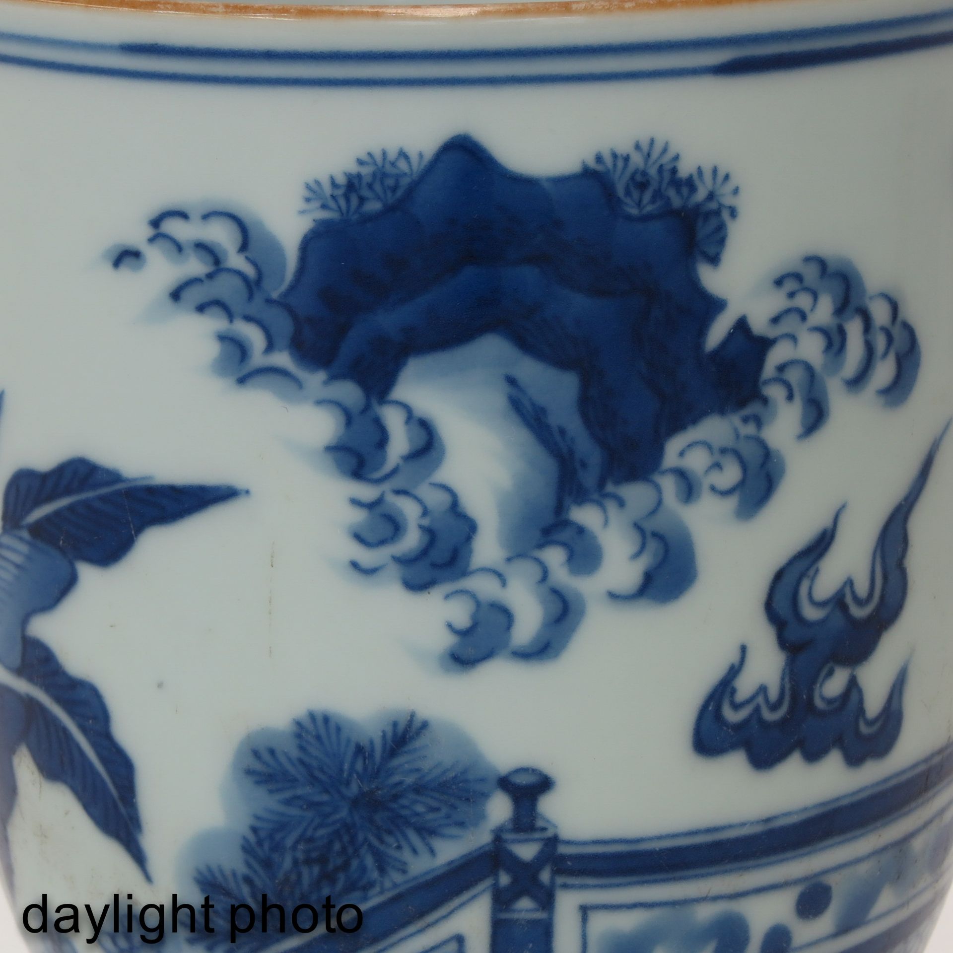 A Blue and White Stem Cup - Bild 9 aus 9