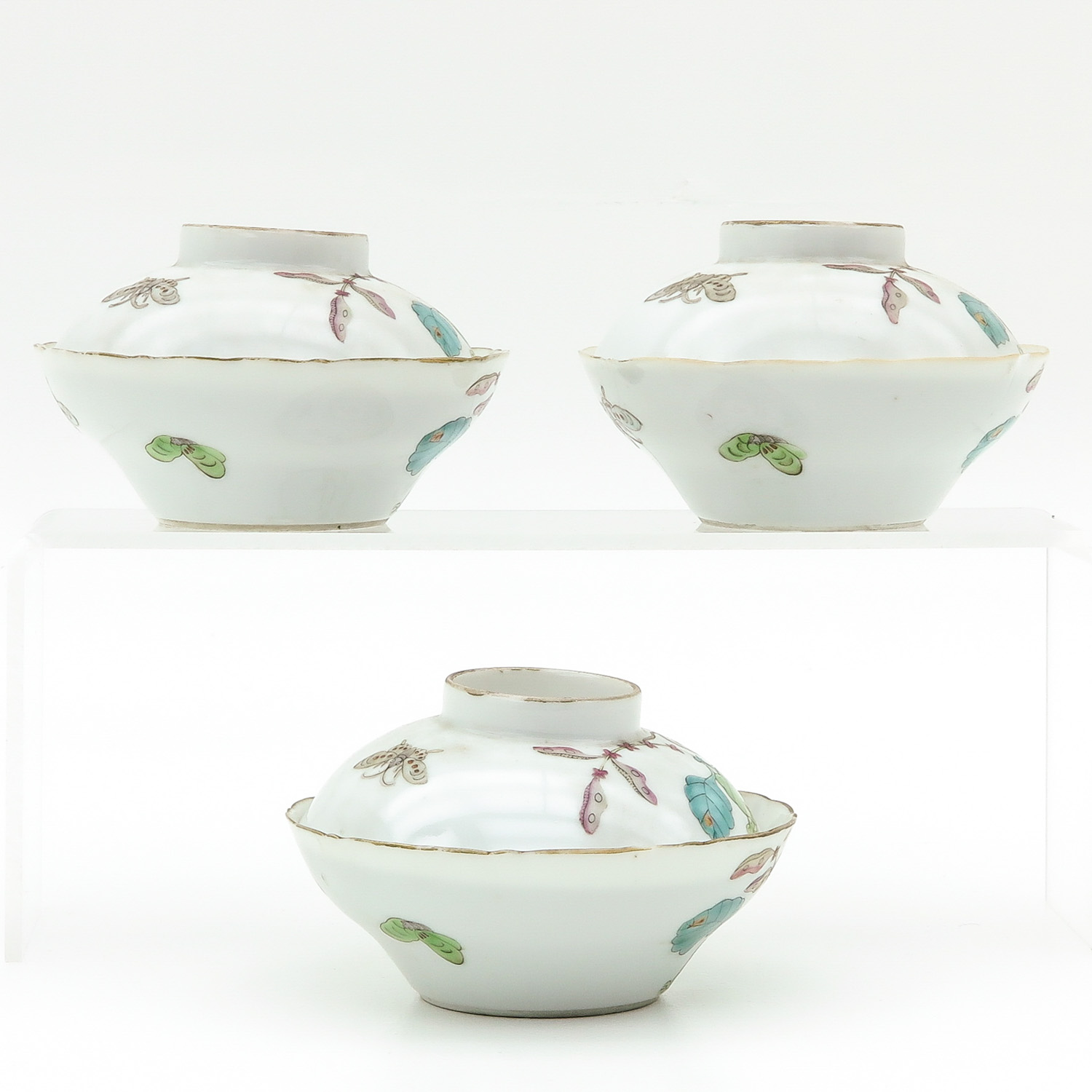 A Collection of Three Covered Cups - Image 4 of 9