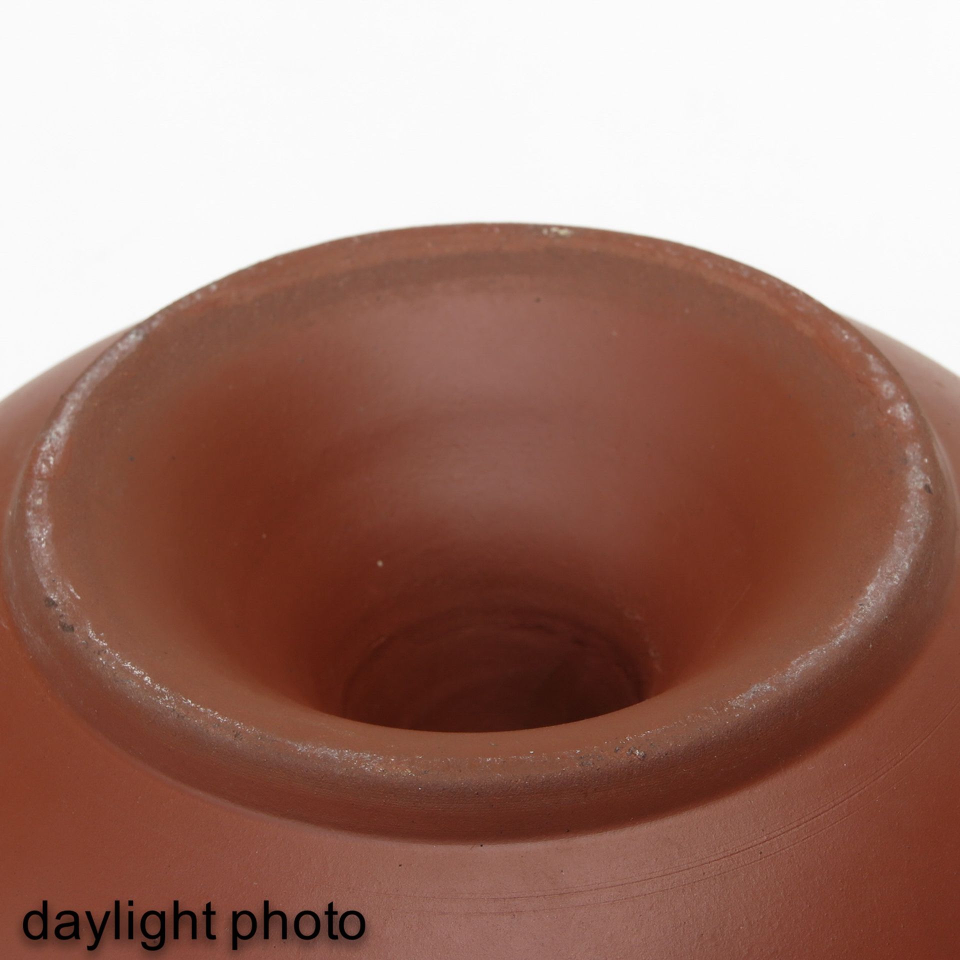 A Yixing Pot with Cover - Bild 8 aus 10