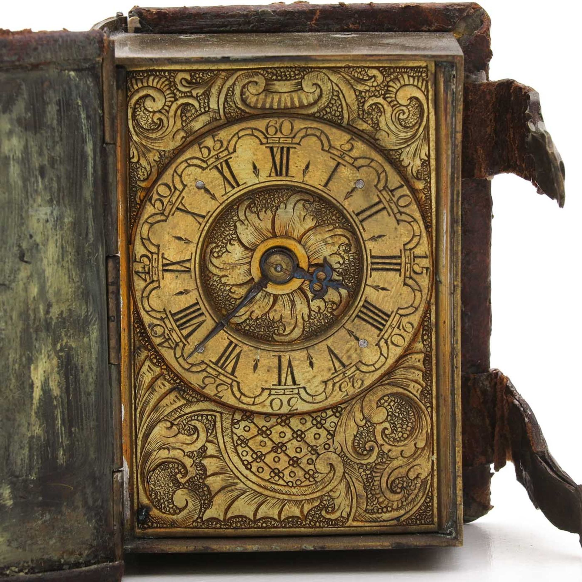 An Extremely Rare Signed 18th Century Travel clock - Bild 6 aus 7