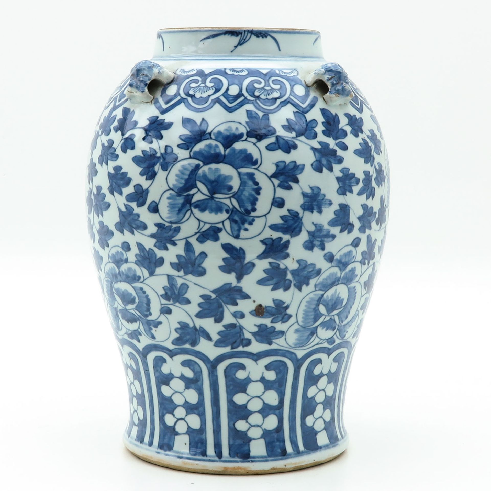 A Blue and White Vase - Bild 4 aus 9