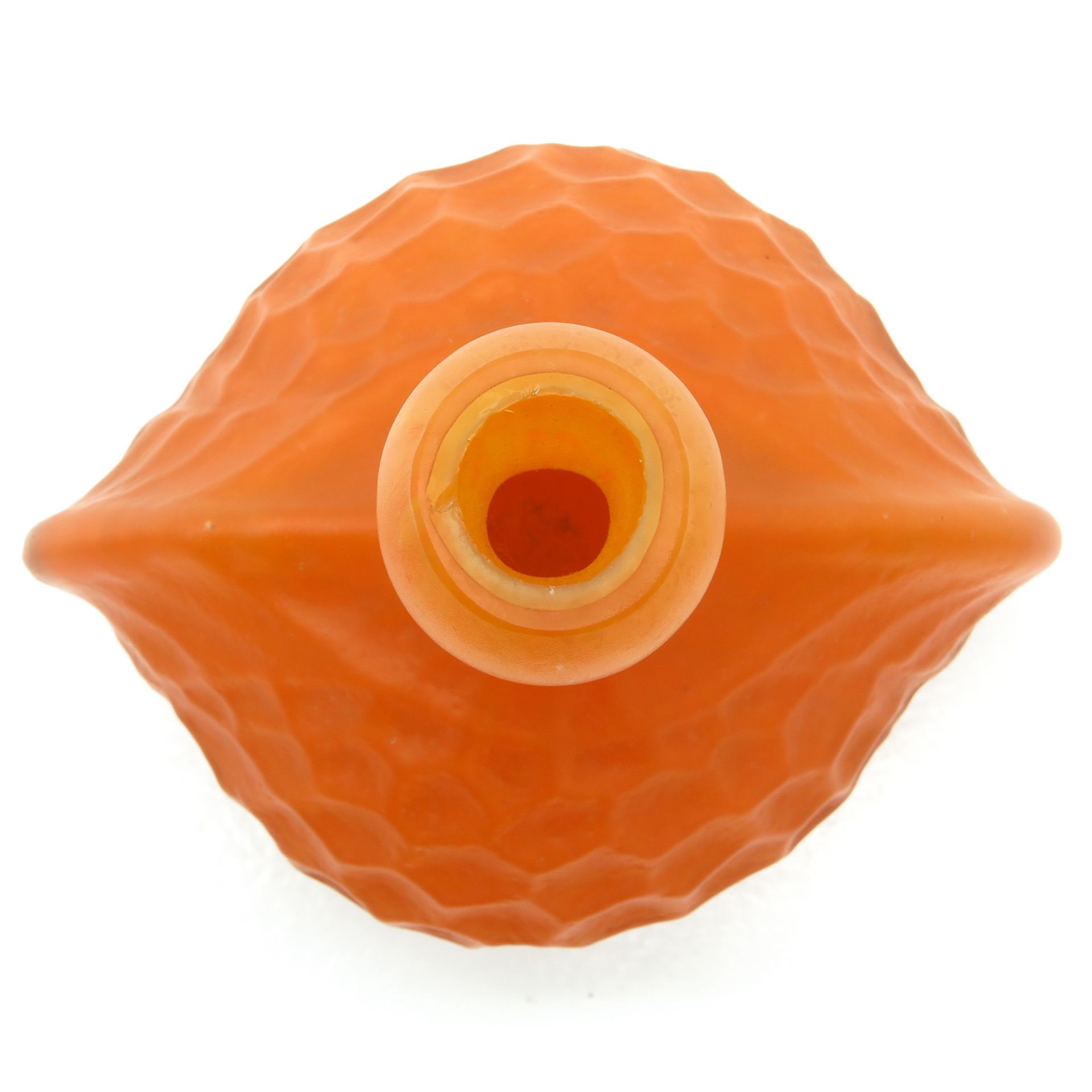 An Orange Glass Vase - Bild 5 aus 7