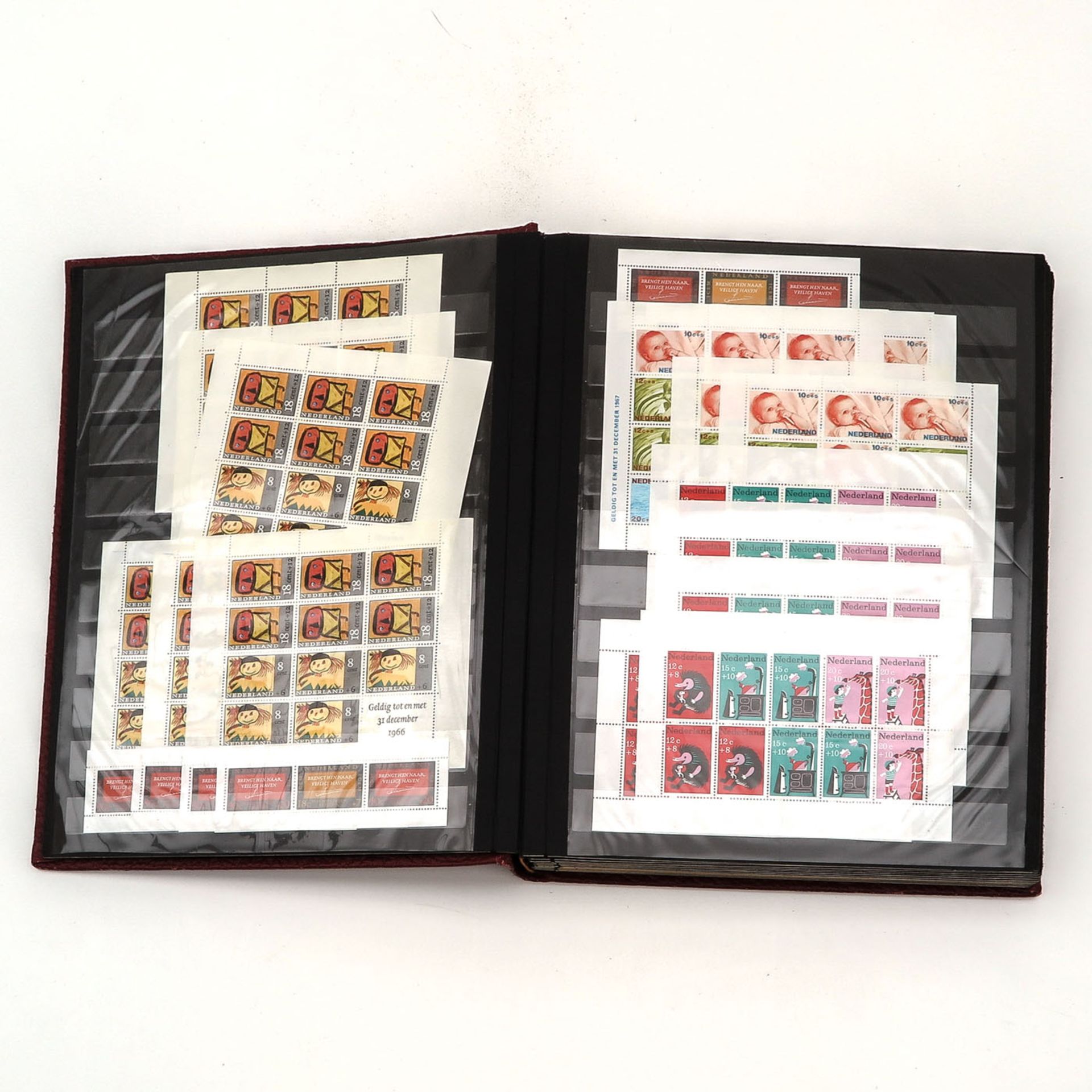 A Stamp Collection - Bild 2 aus 10