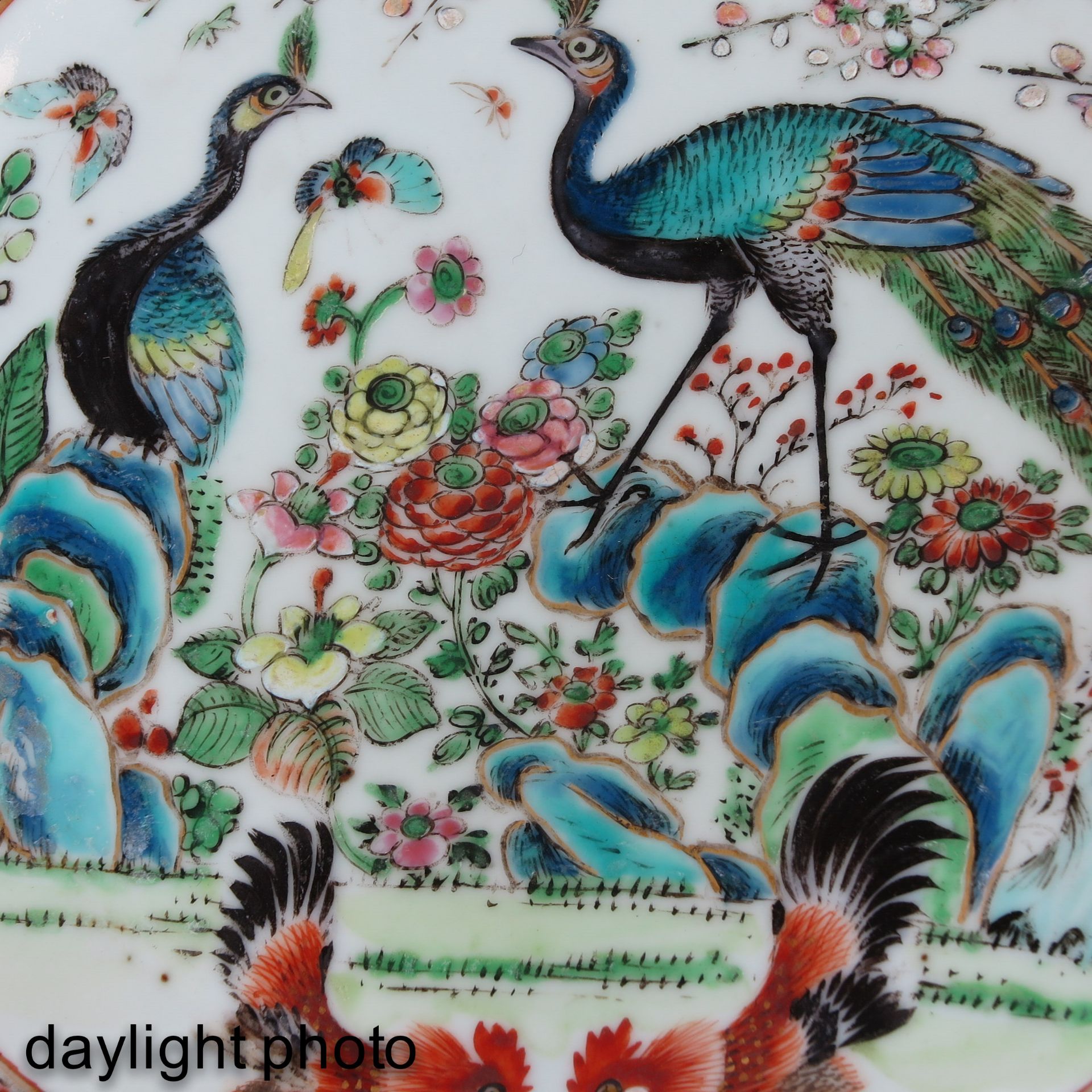 A Pair of Polychrome Plates - Bild 9 aus 9