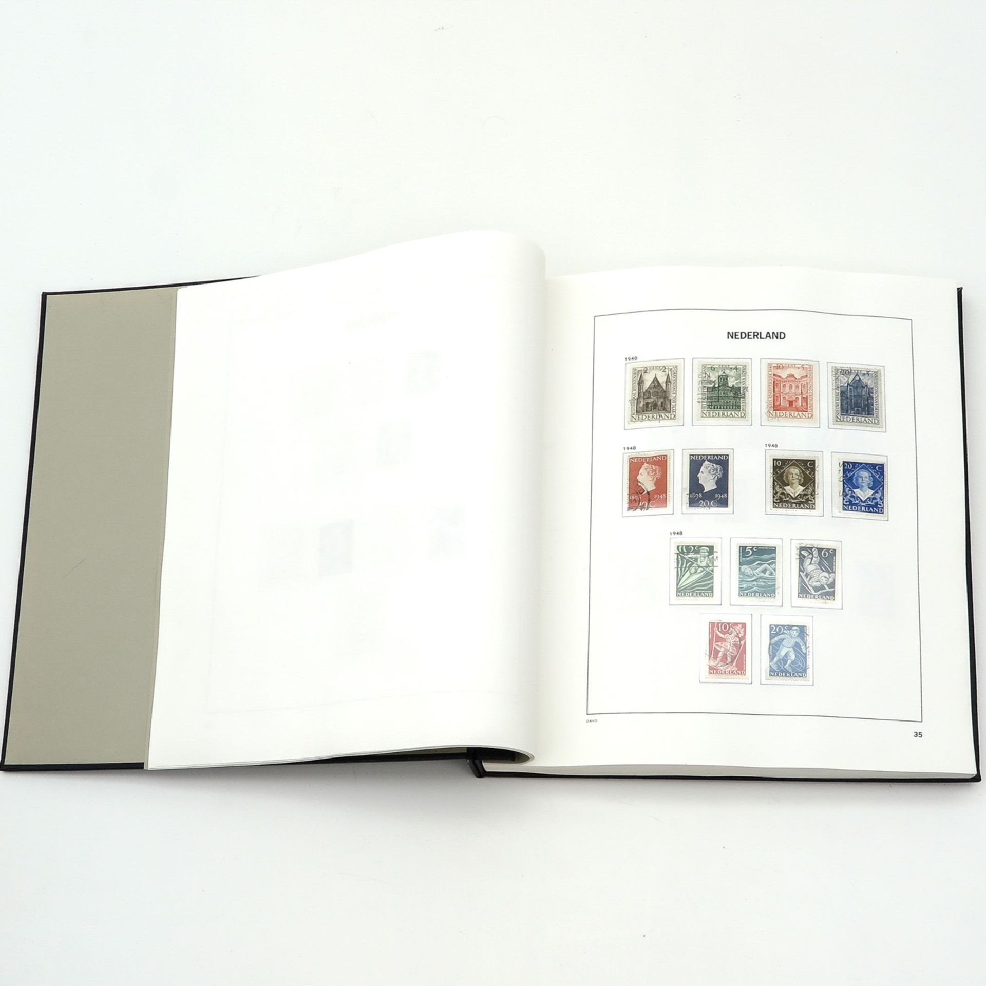 An Album Including Dutch Stamps - Bild 6 aus 10