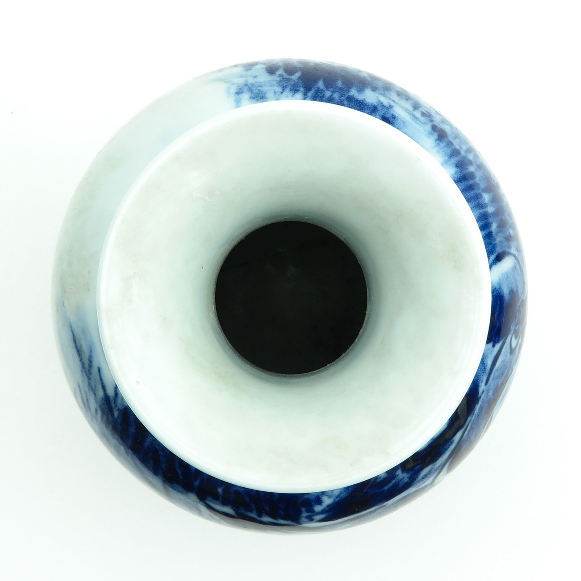 A Blue and White Vase - Bild 5 aus 9