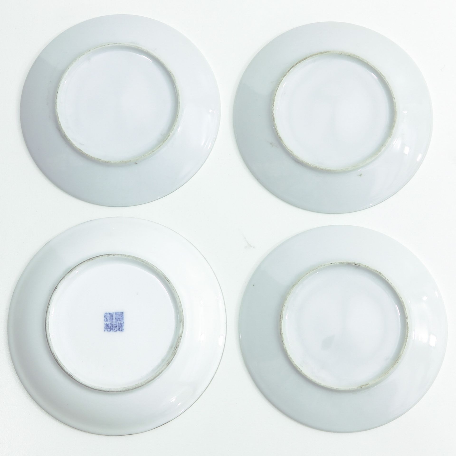 A Collection of 7 Small Plates - Bild 4 aus 10