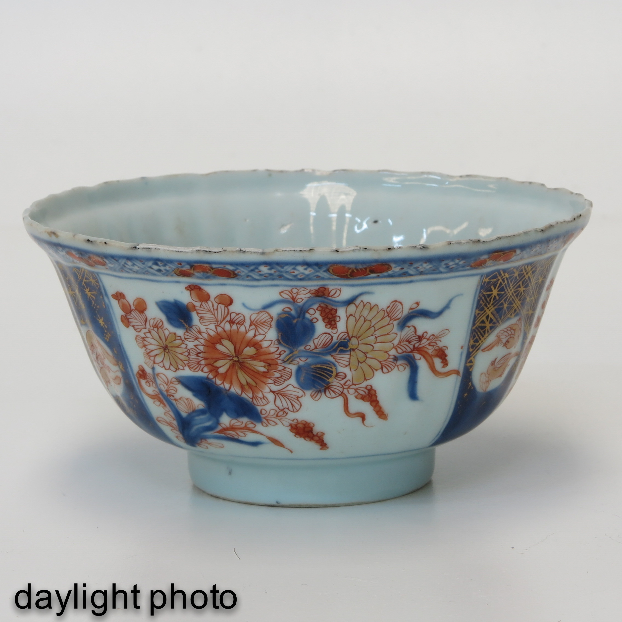 An Imari Bowl - Image 7 of 9