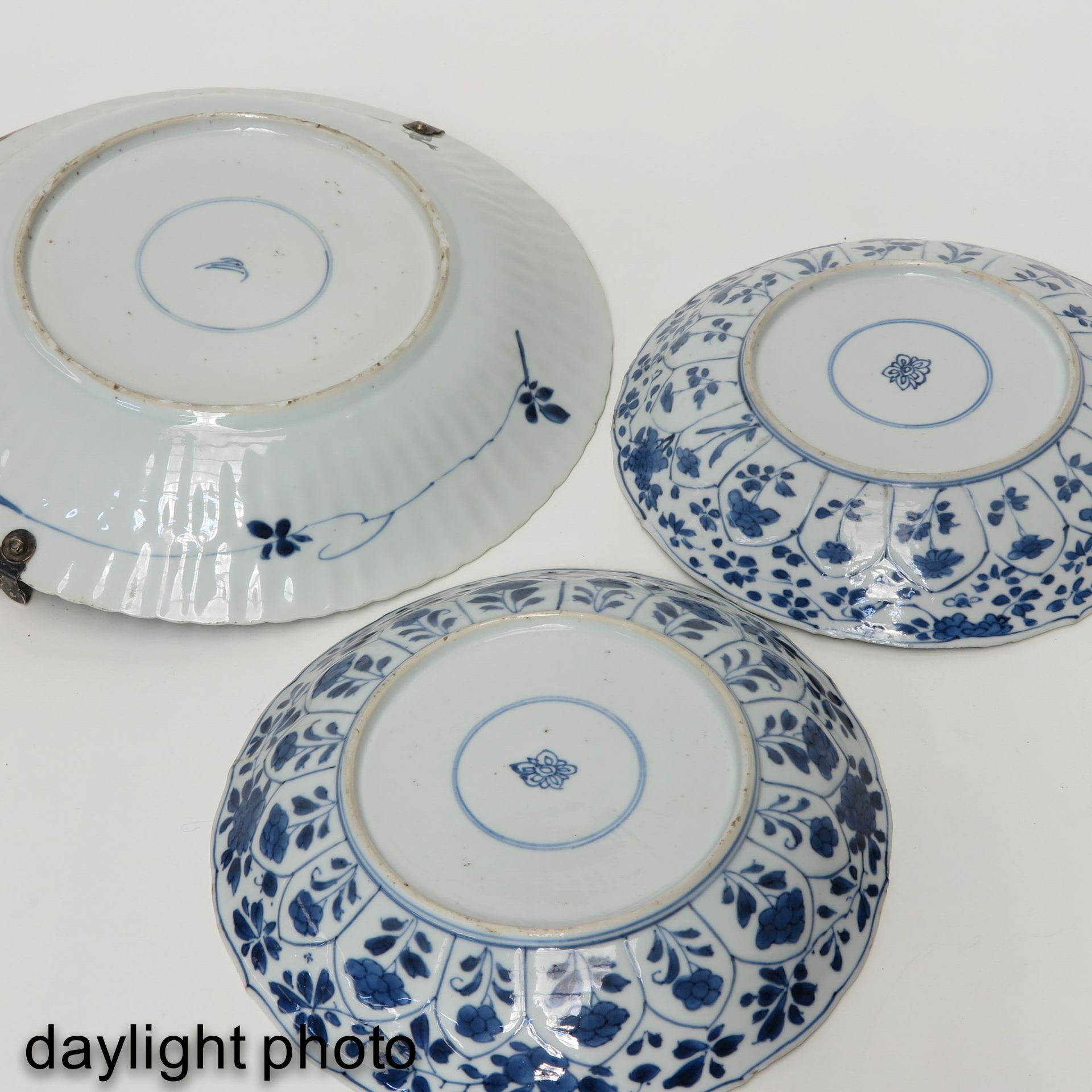 Three Blue and White Plates - Bild 10 aus 10