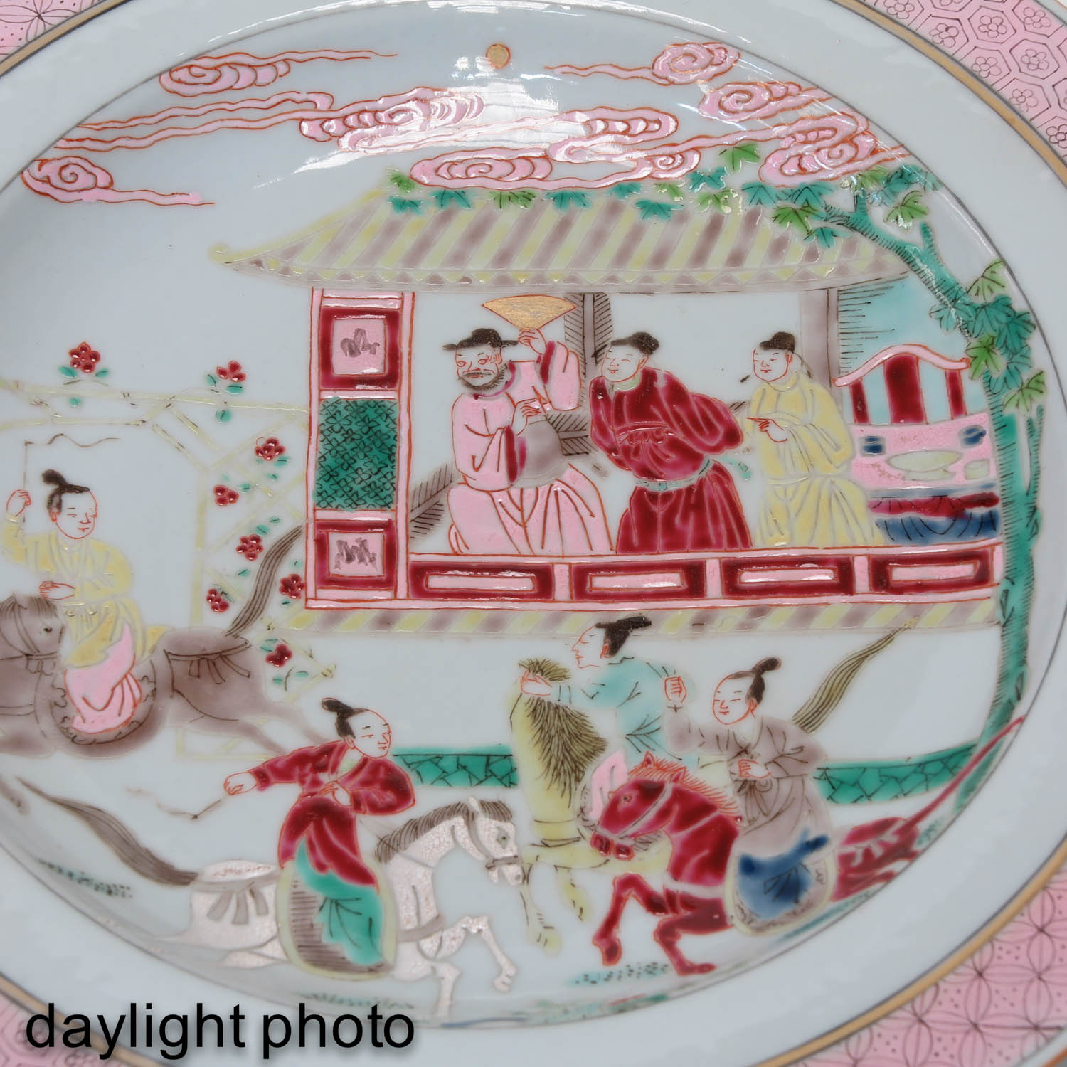 Two Famille Rose Plates - Image 9 of 10