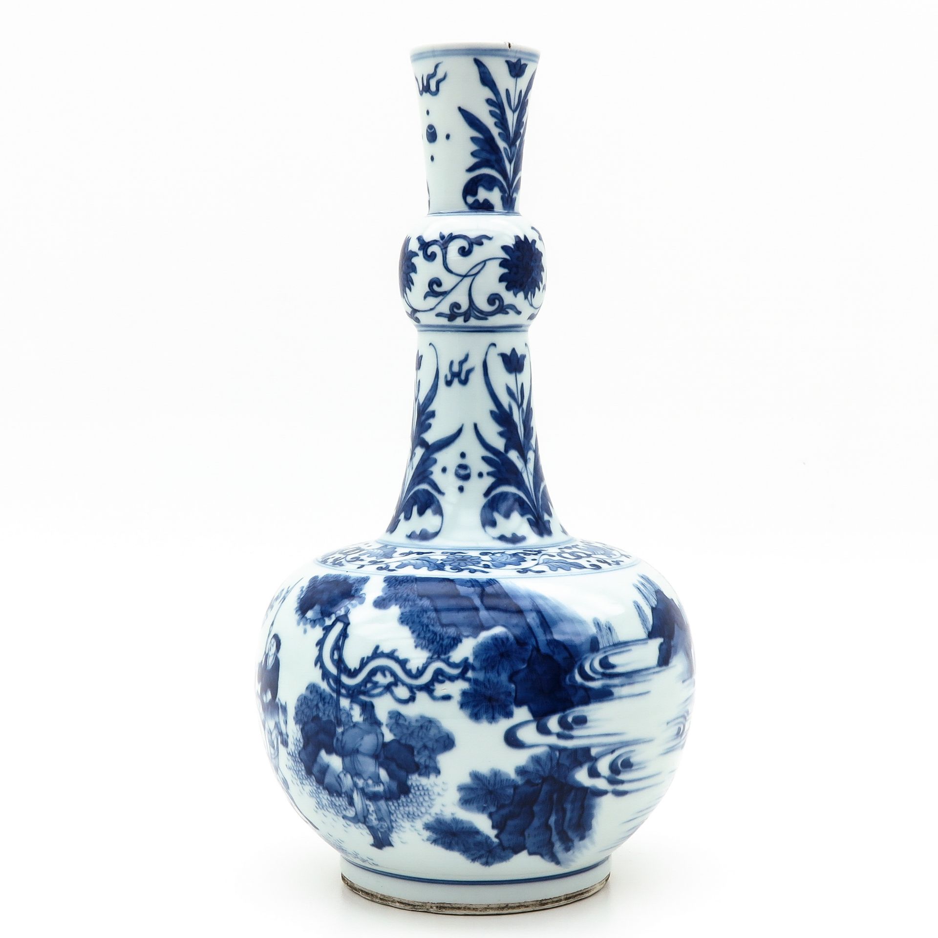 A Blue and White Vase - Image 2 of 9