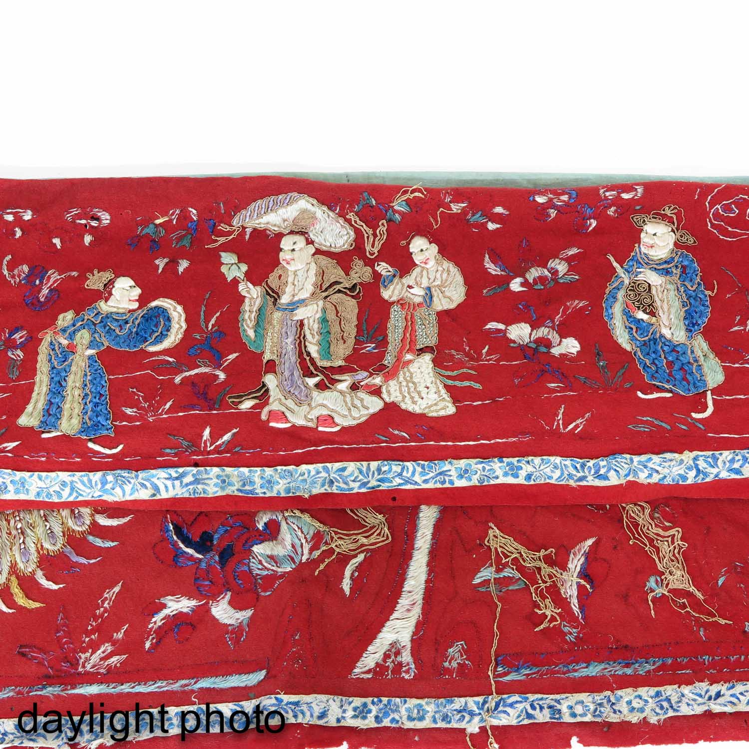 A Collection of Chinese Textiles - Image 5 of 9