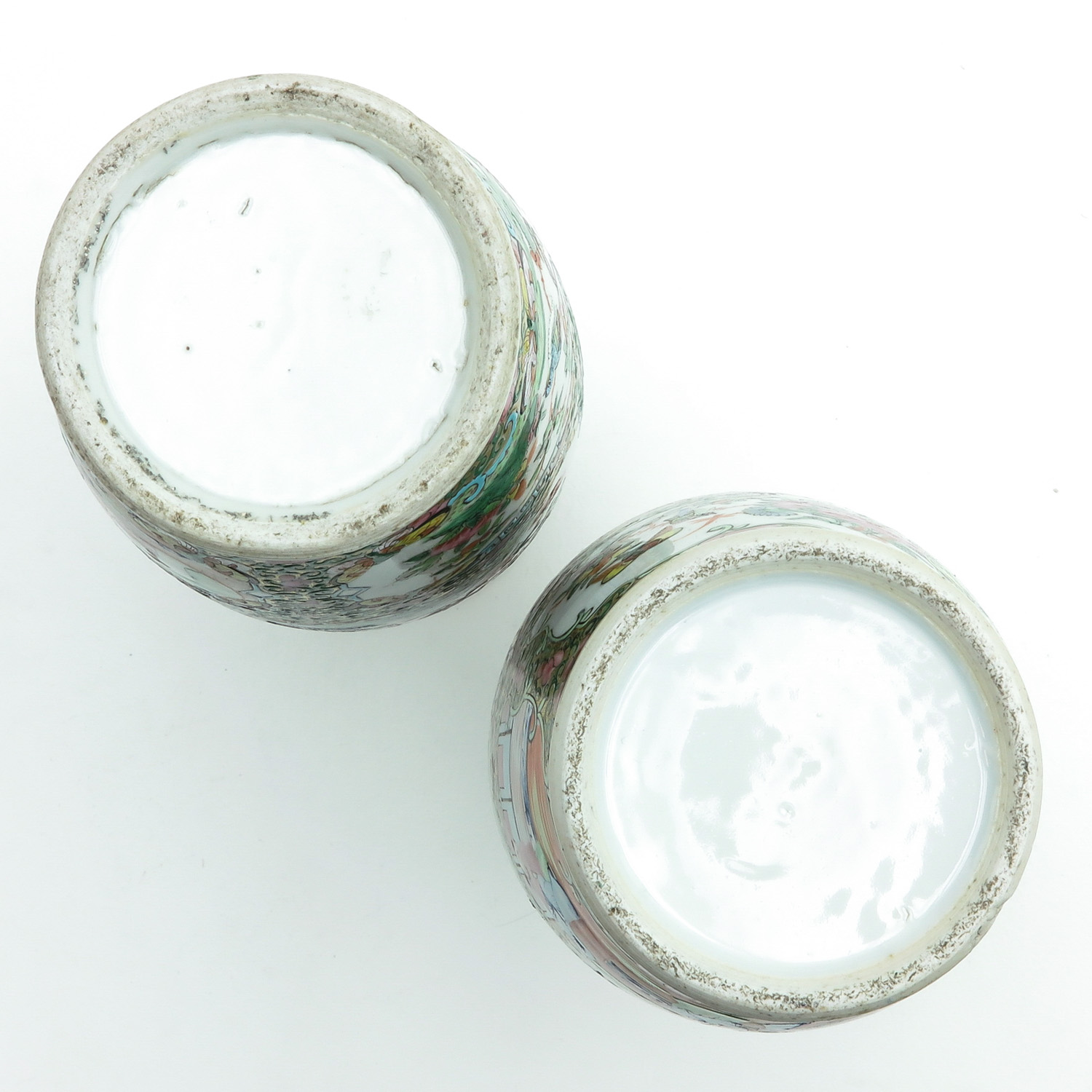 A Pair of Cantonese Vases - Image 6 of 9